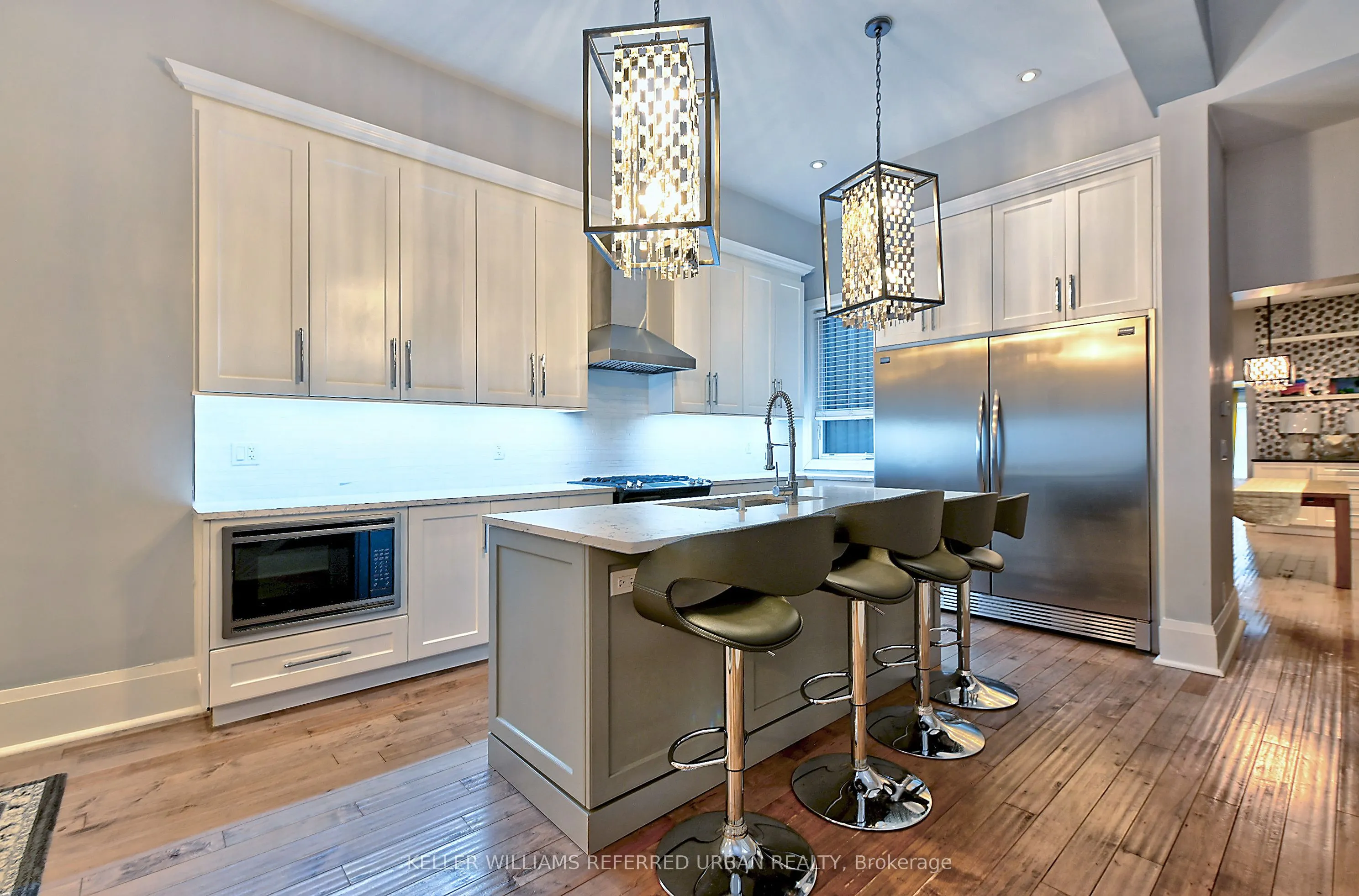 48 Lansdowne Avenue, #A