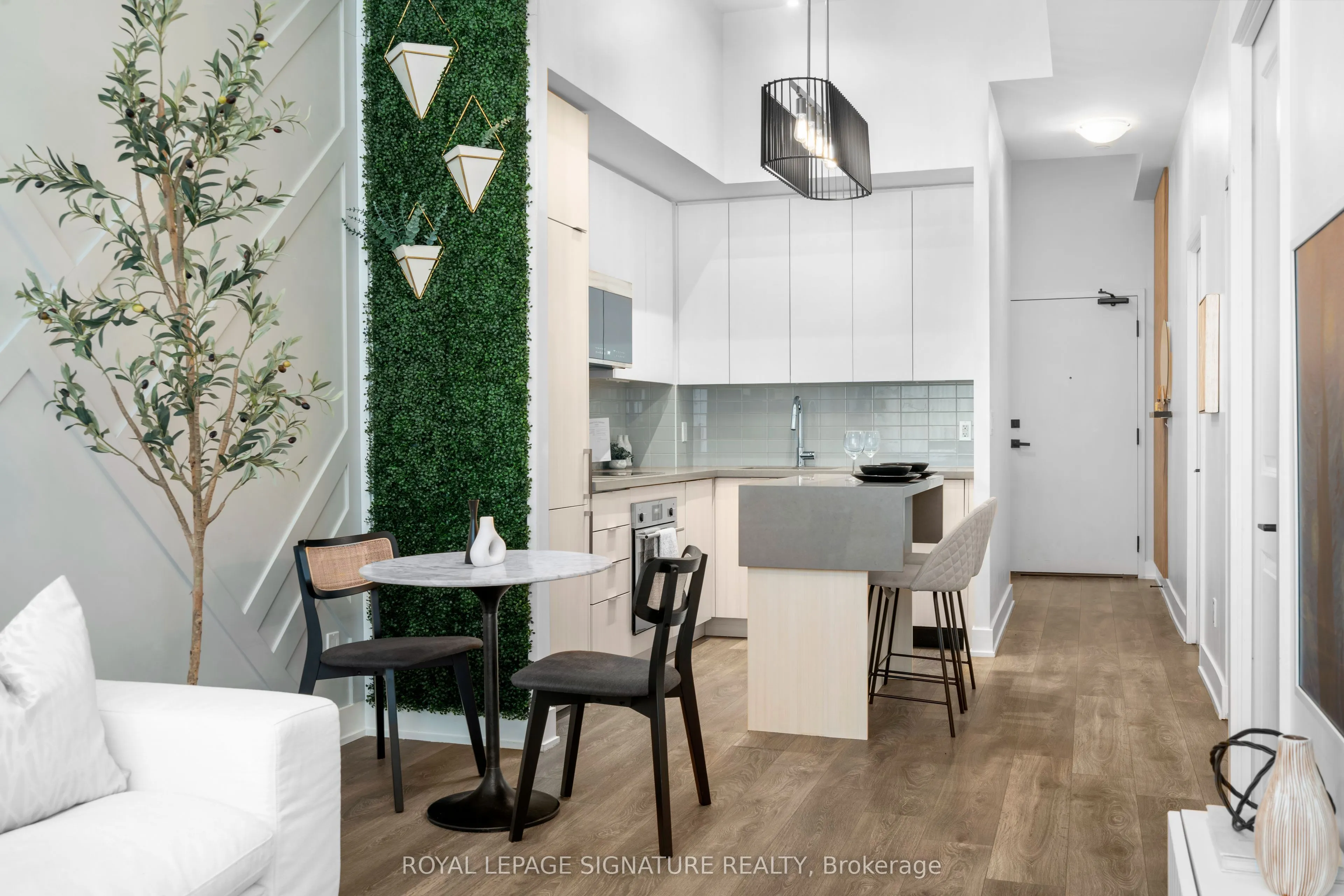 2481 Taunton Road, #367