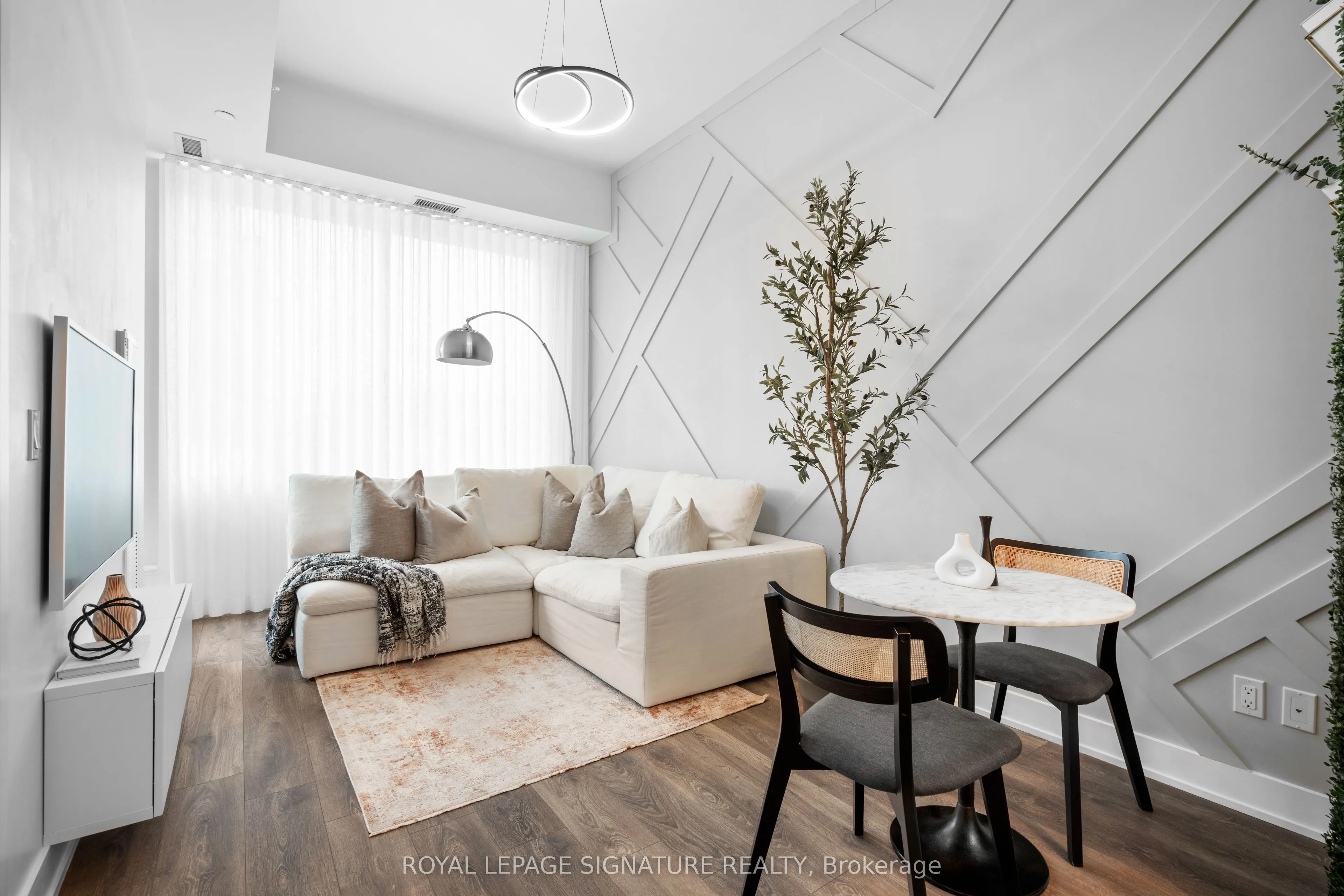 2481 Taunton Road, #367