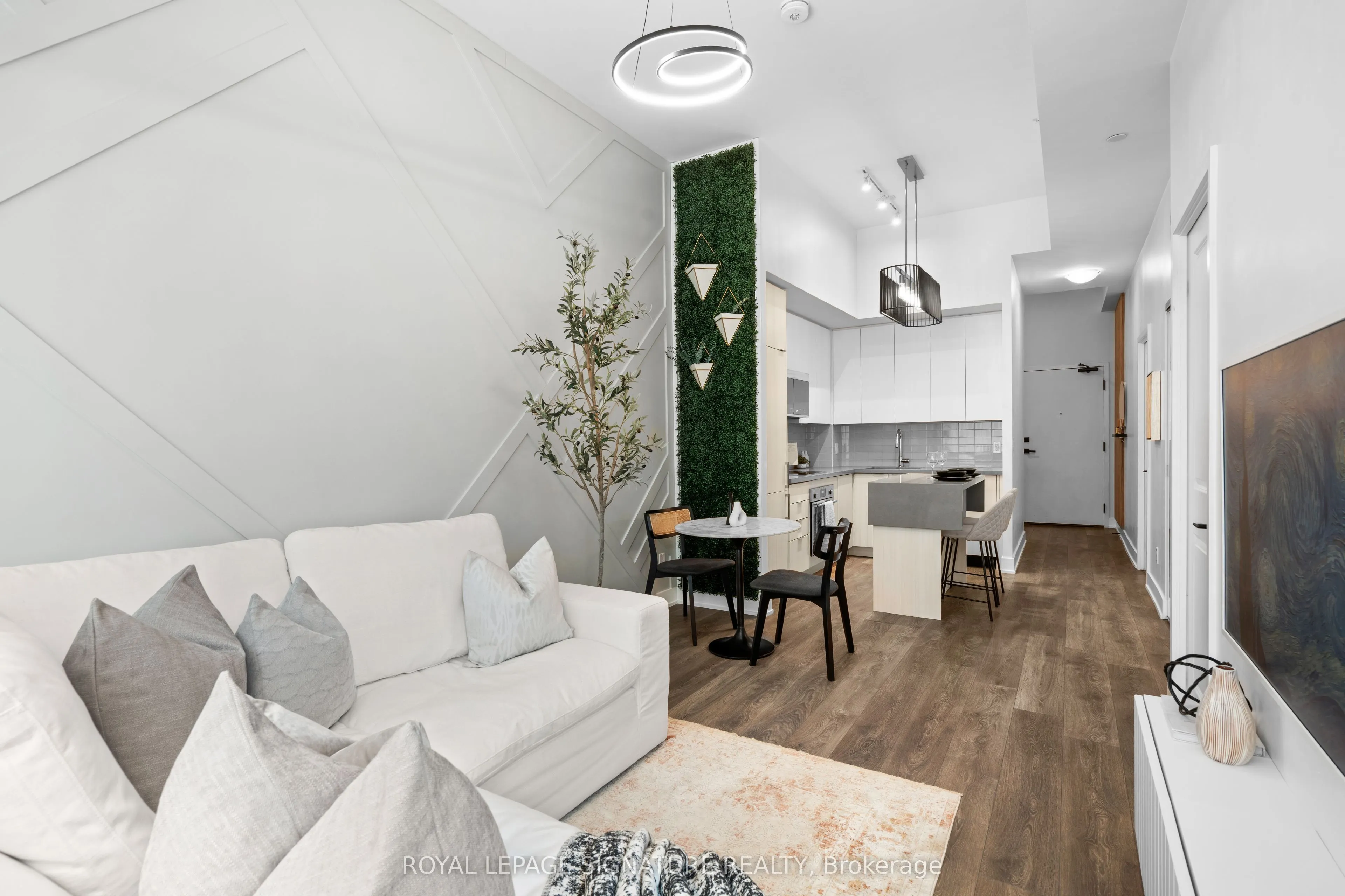 2481 Taunton Road, #367