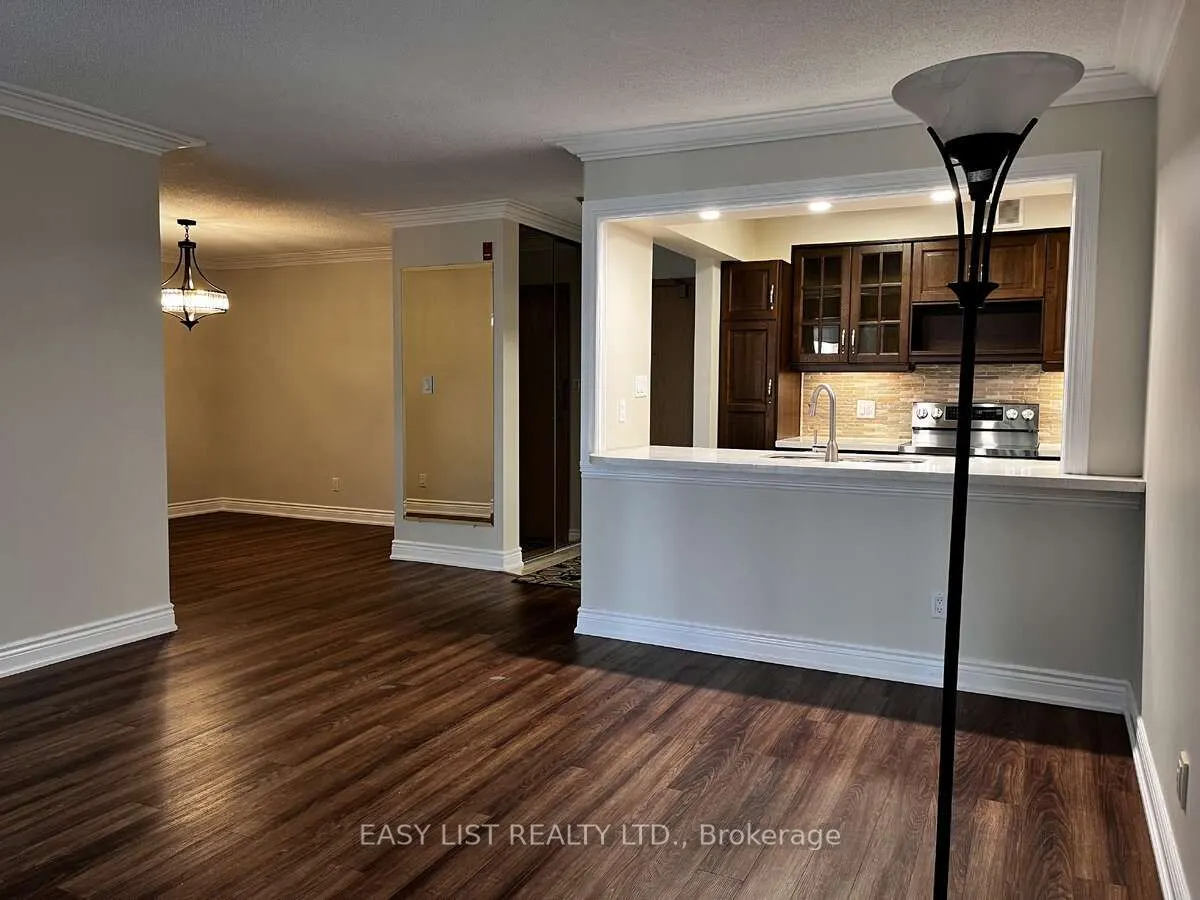 20 Southport Street, #521