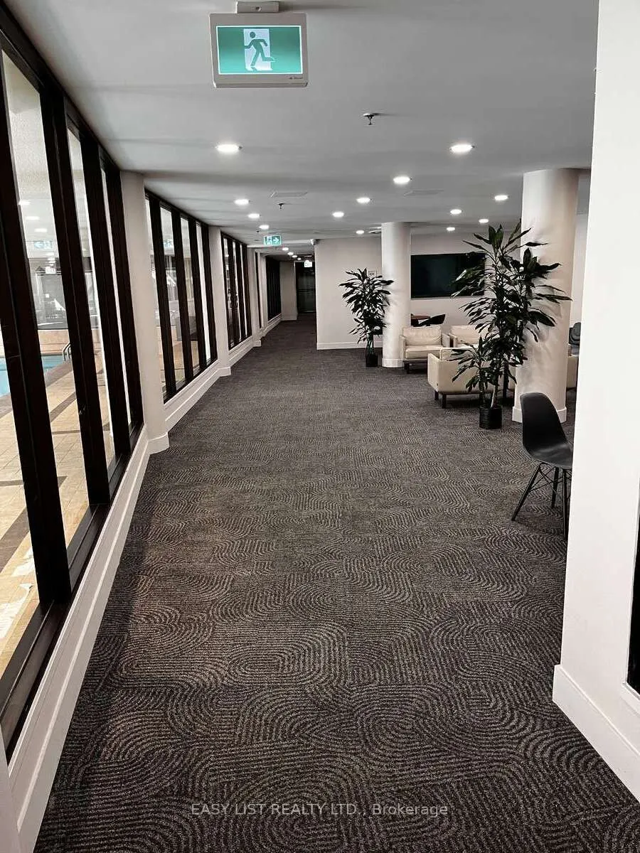 20 Southport Street, #521