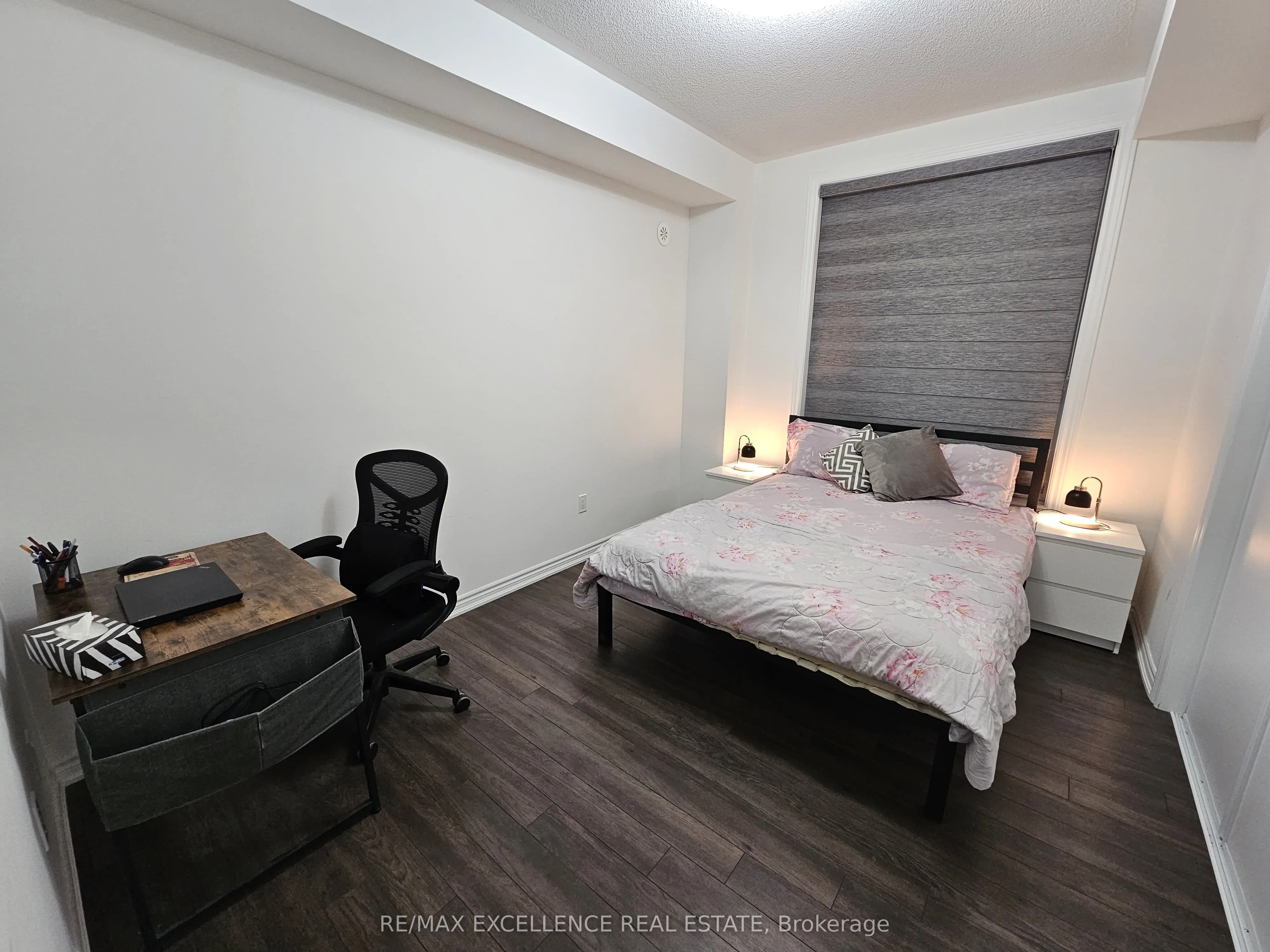 40 Halliford Place, #509/53