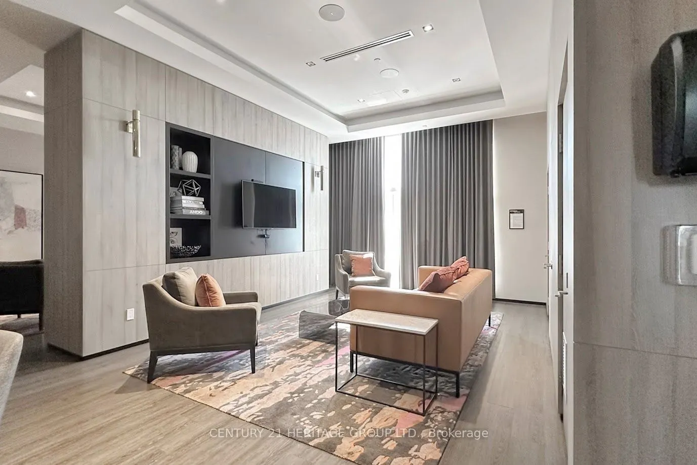 7 Mabelle Avenue, #4302