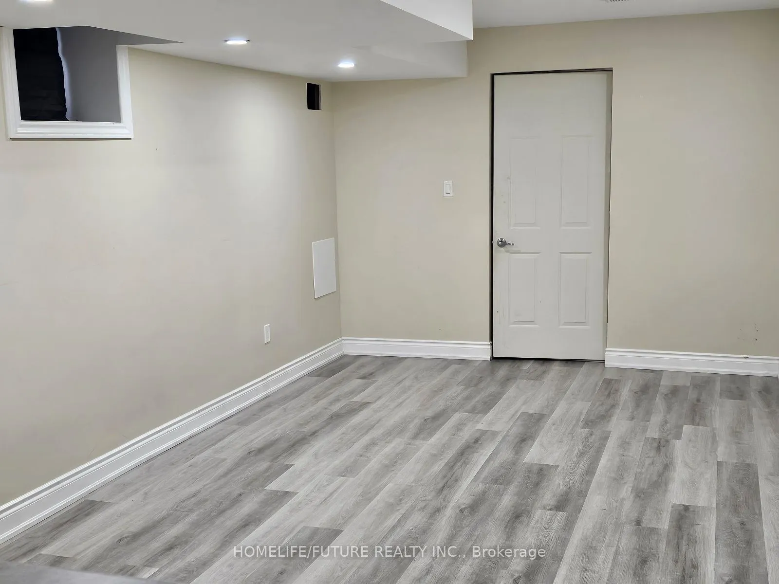 36 Newhouse Boulevard, #Bsmt