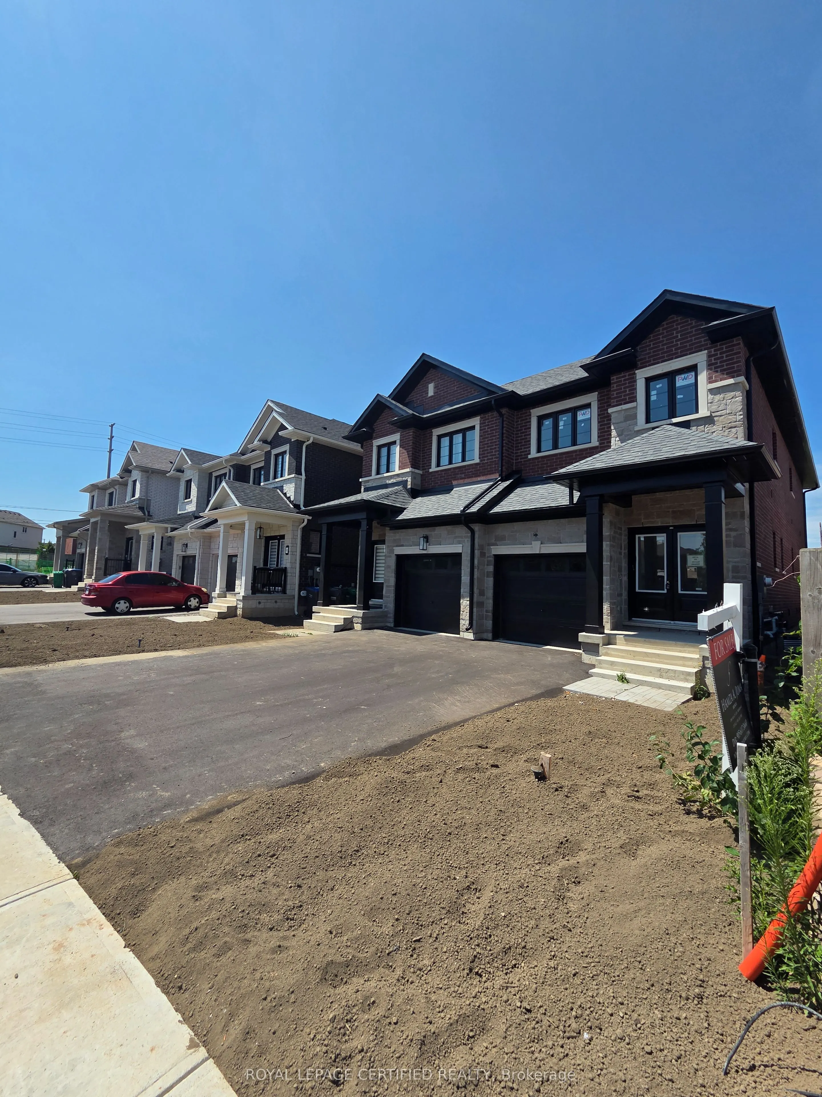 102 Cadillac Crescent