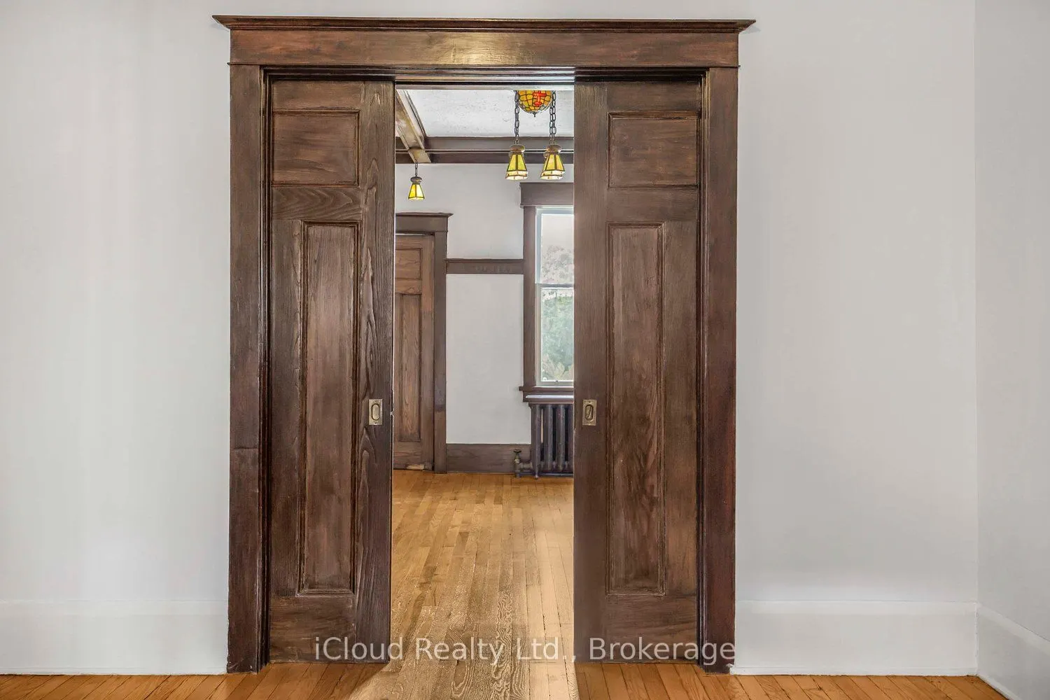 74* Glendale* Avenue