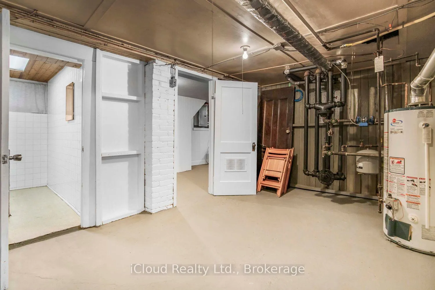 74* Glendale* Avenue