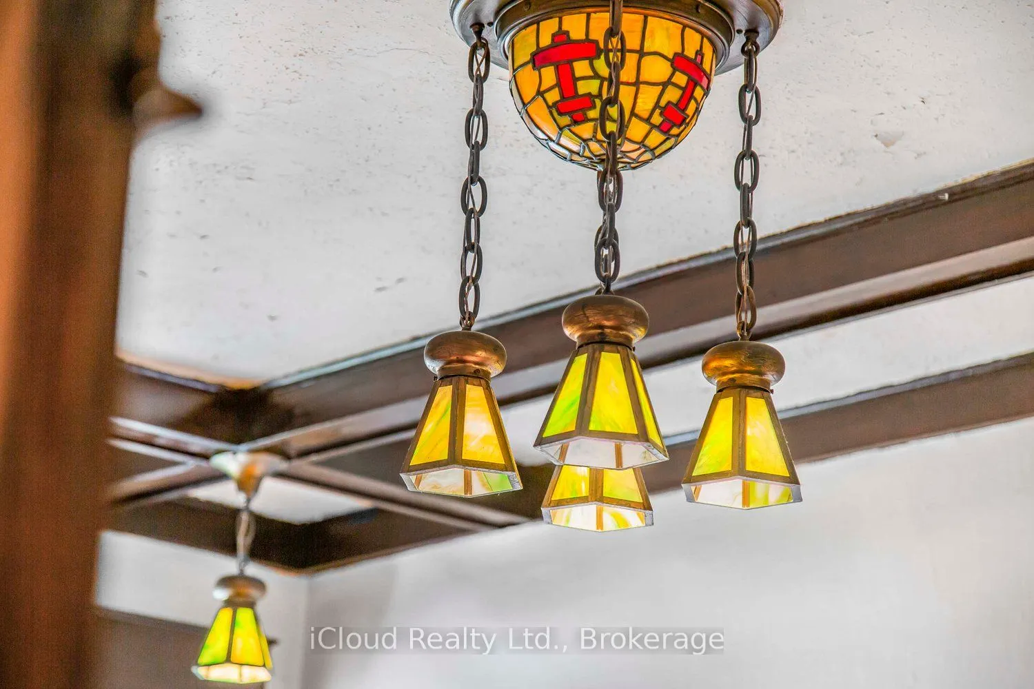 74* Glendale* Avenue