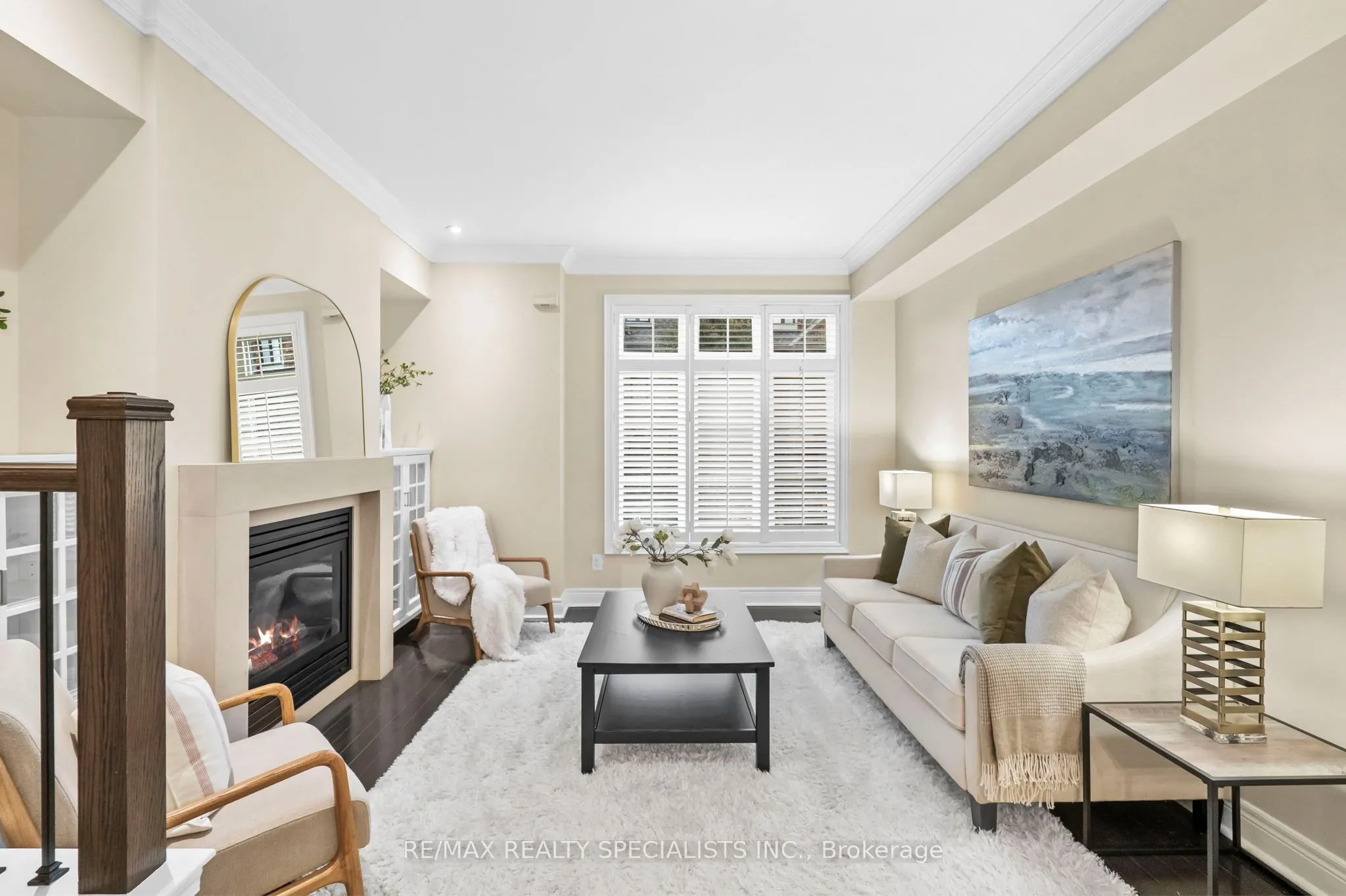 1812 Burnhamthorpe Road E