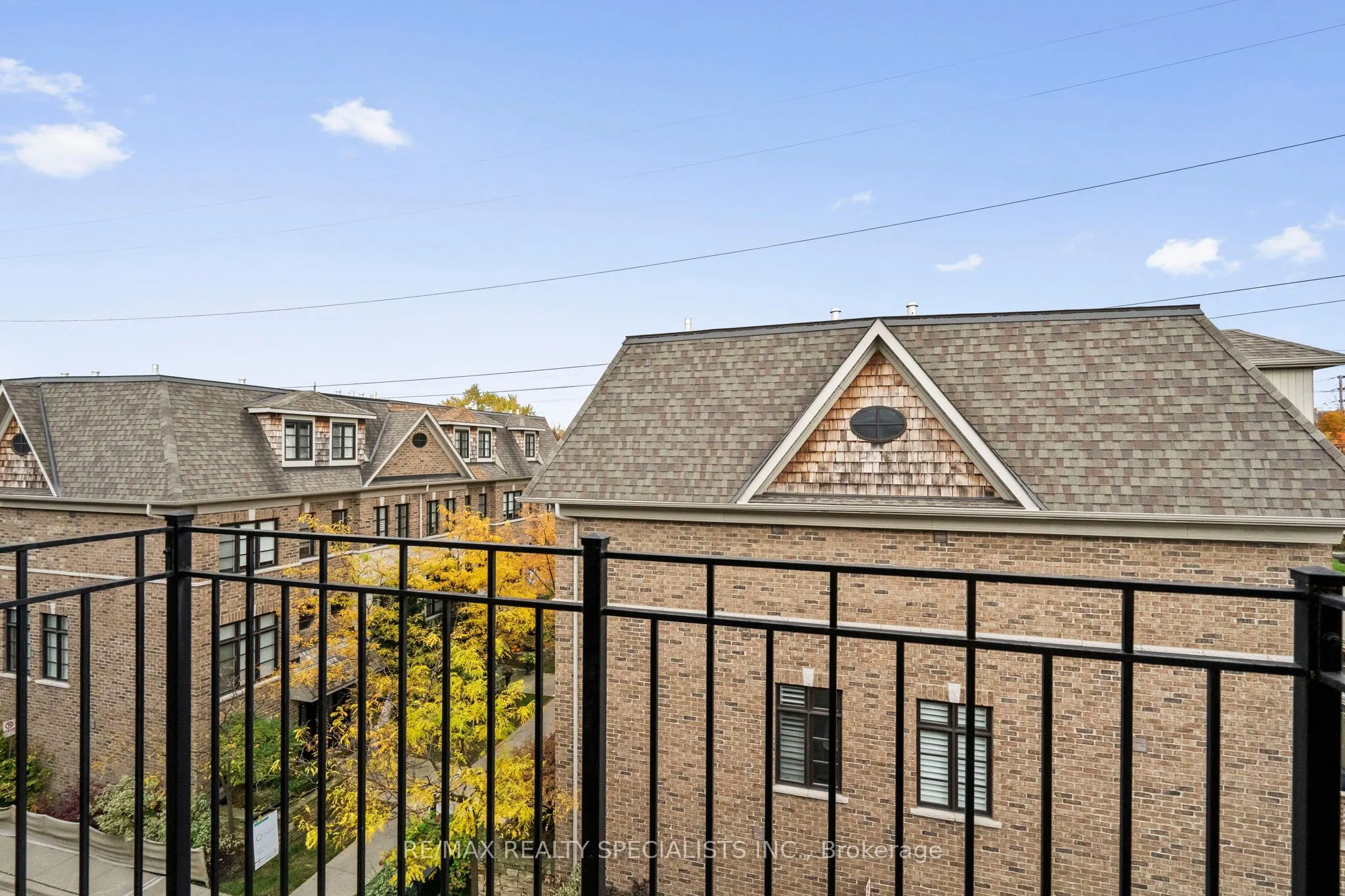 1812 Burnhamthorpe Road E