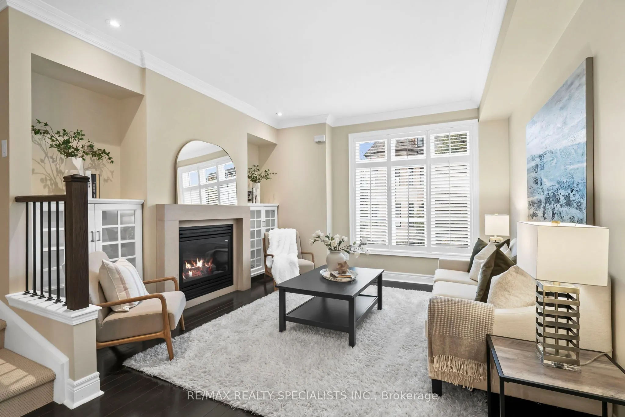 1812 Burnhamthorpe Road E