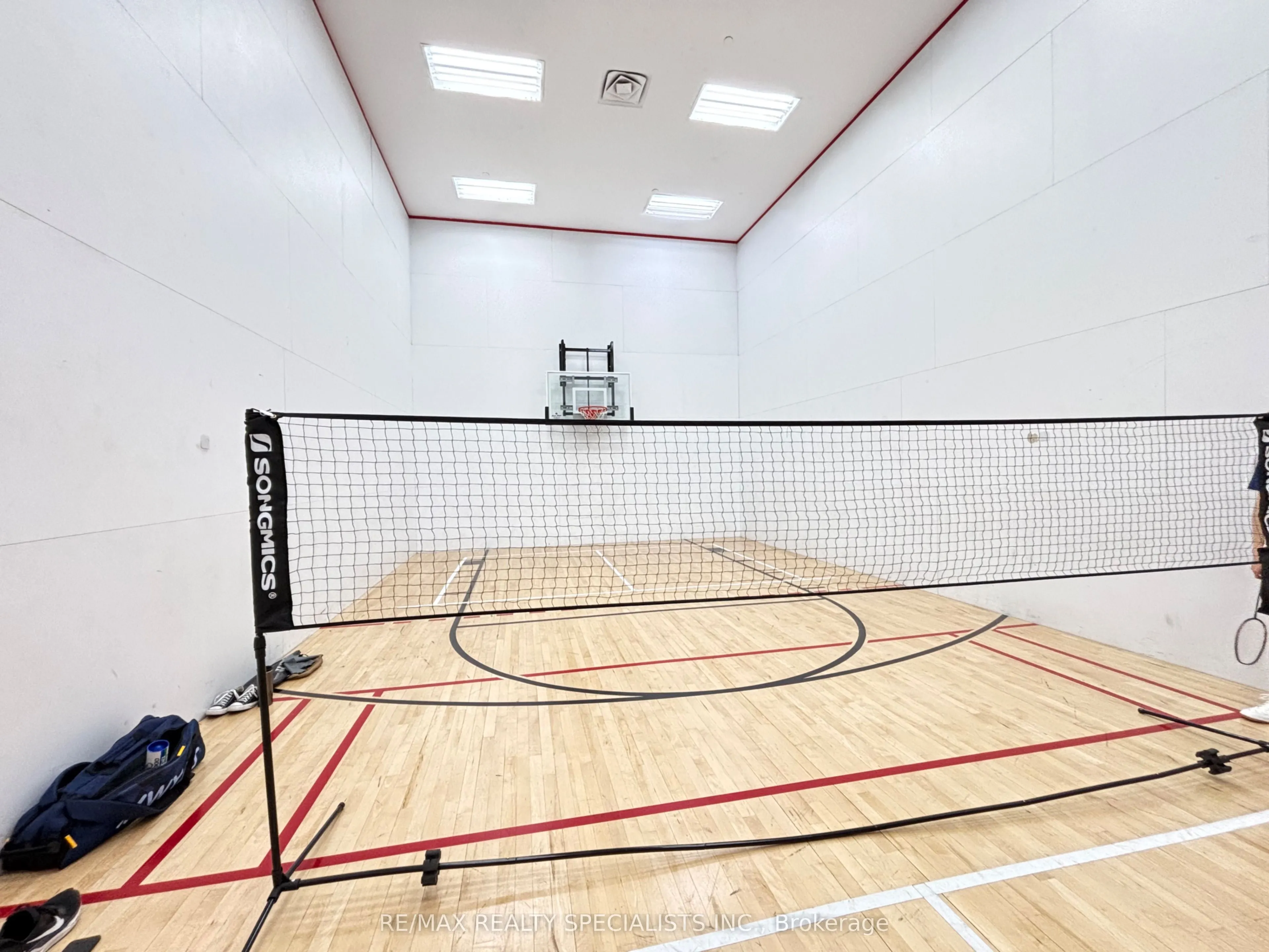 330 Rathburn Road W, #2206