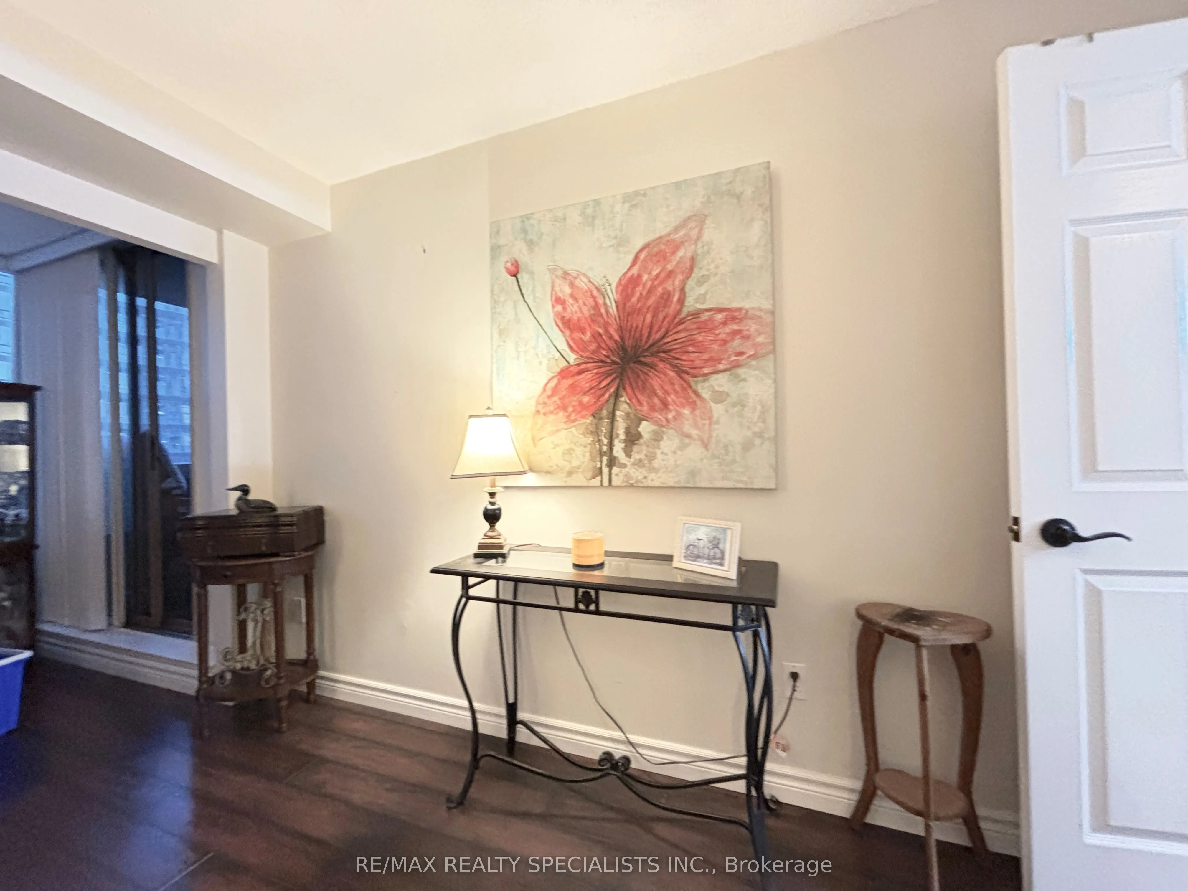 330 Rathburn Road W, #2206