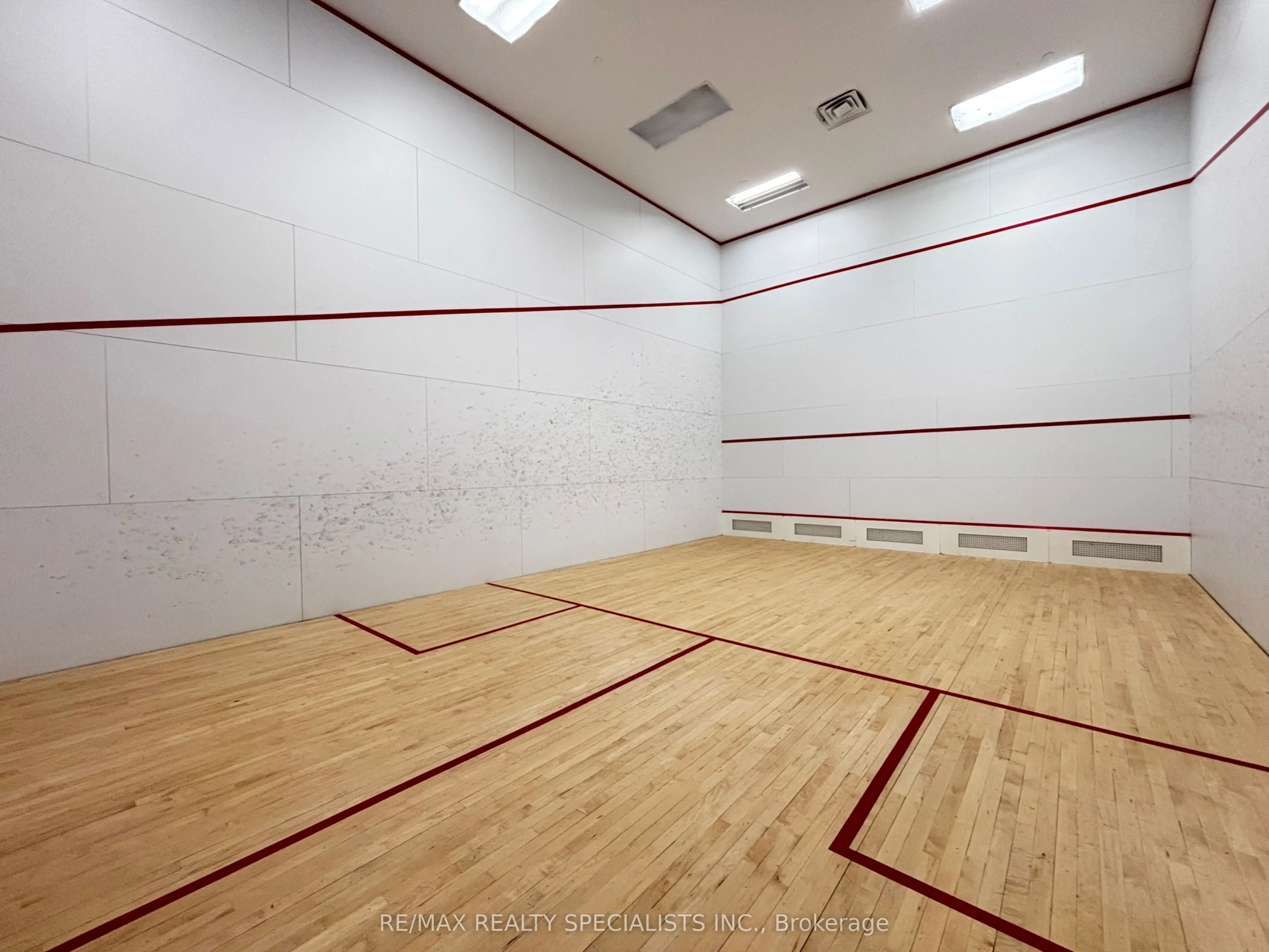 330 Rathburn Road W, #2206