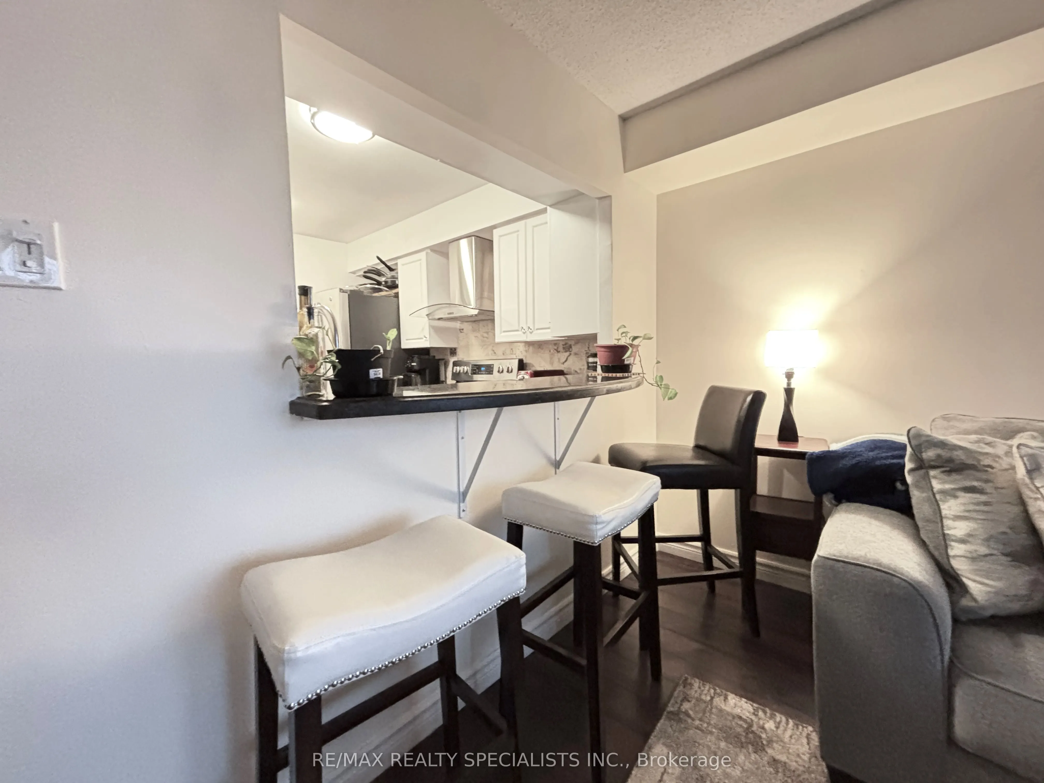 330 Rathburn Road W, #2206