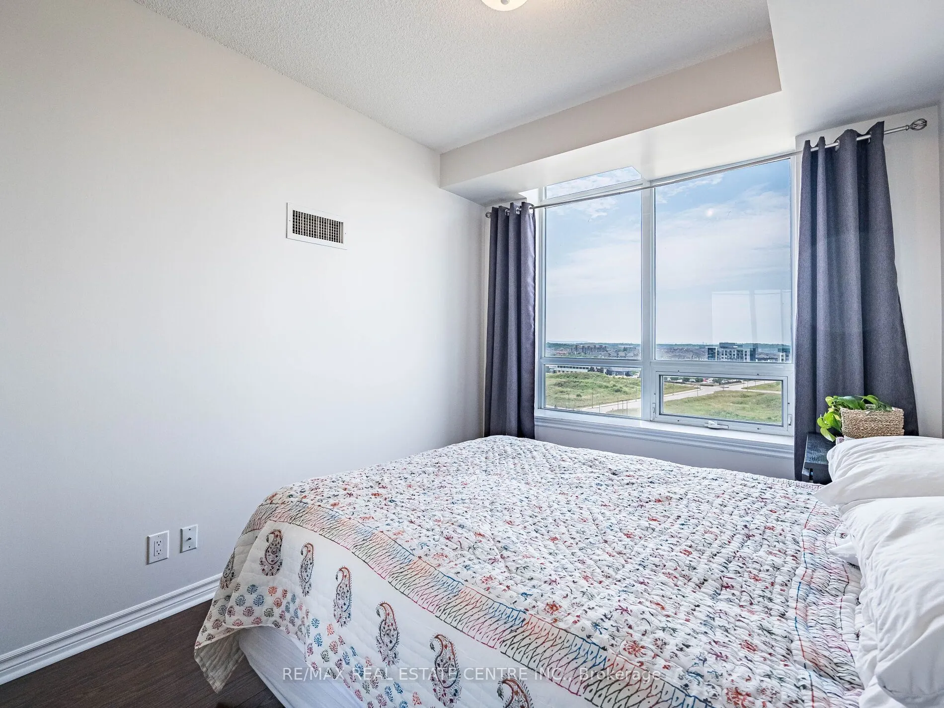 2379 Central Park Drive, #1102