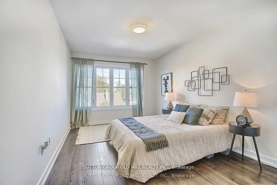 2335 Sheppard Avenue W, #26