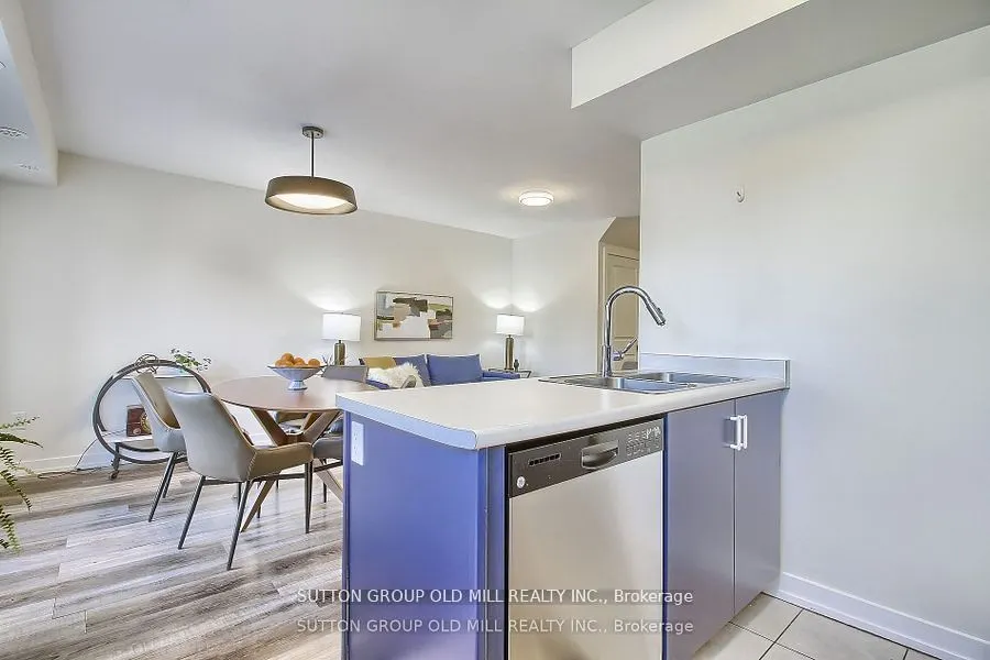 2335 Sheppard Avenue W, #26