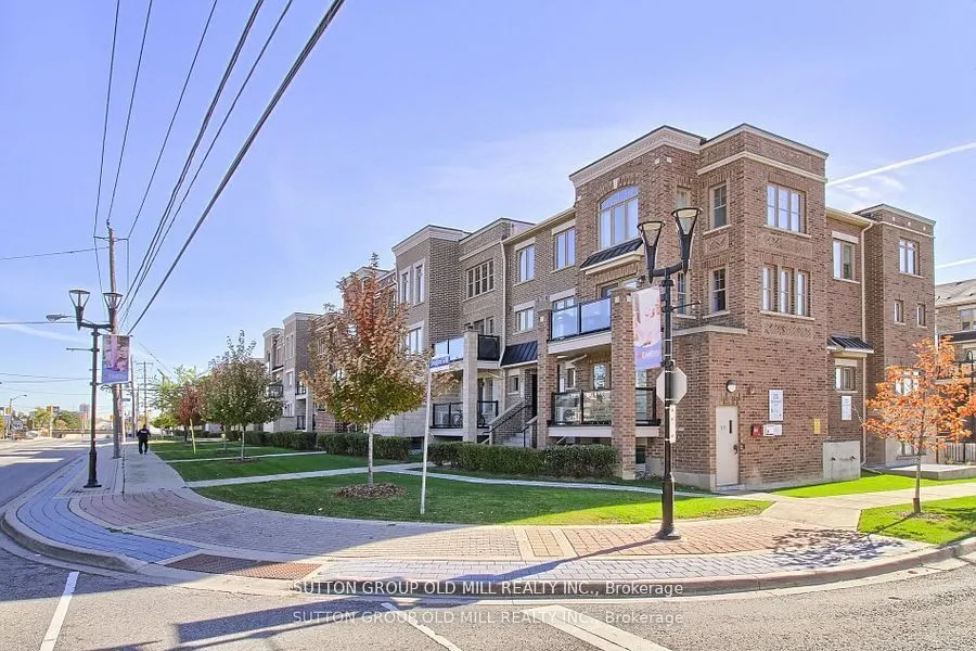 2335 Sheppard Avenue W, #26