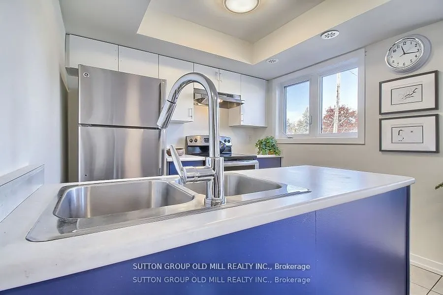 2335 Sheppard Avenue W, #26