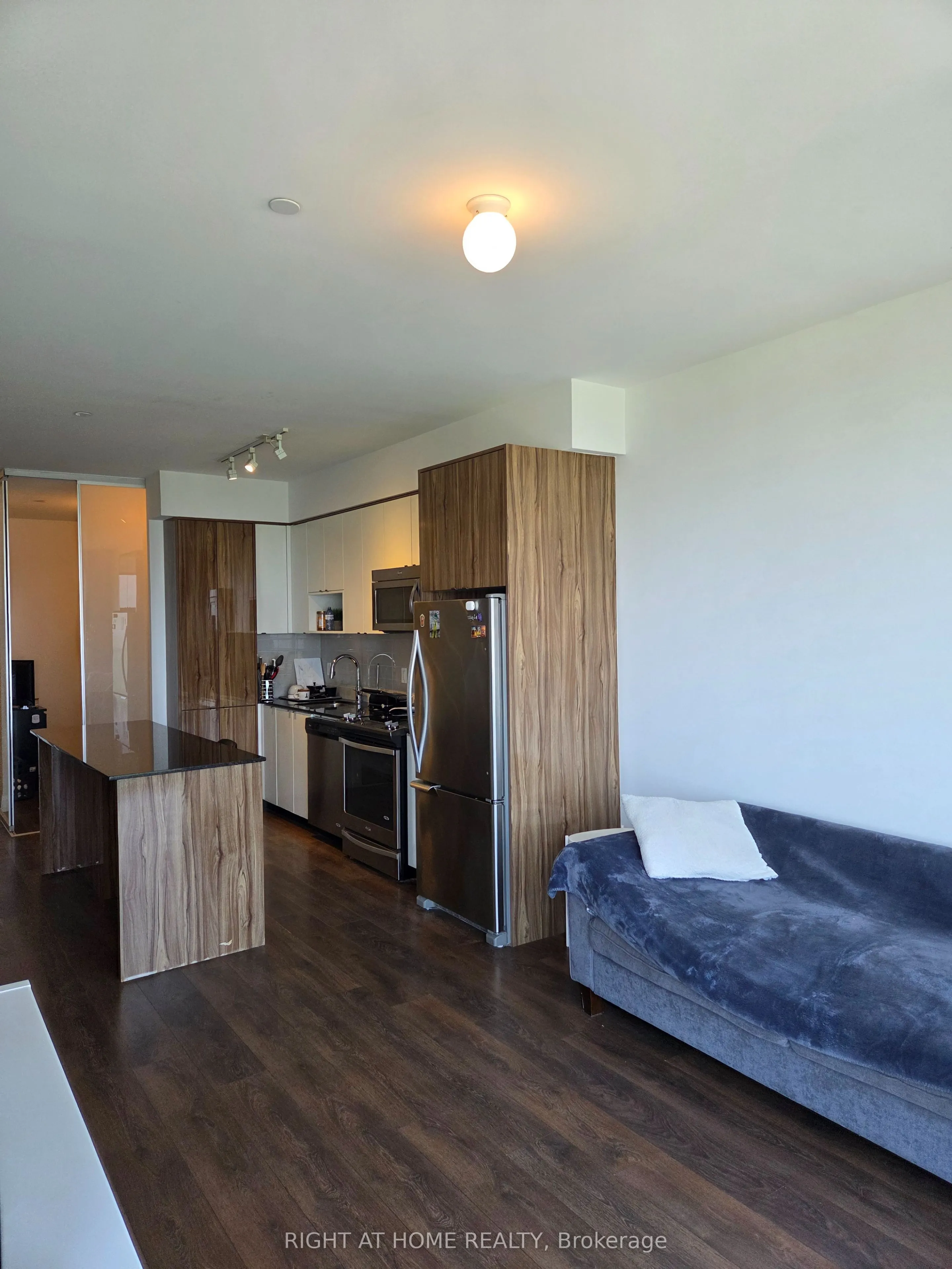 9 Valhalla Inn Road, #2801