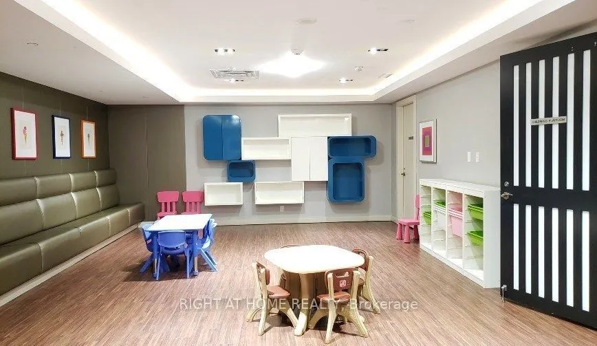 9 Valhalla Inn Road, #2801