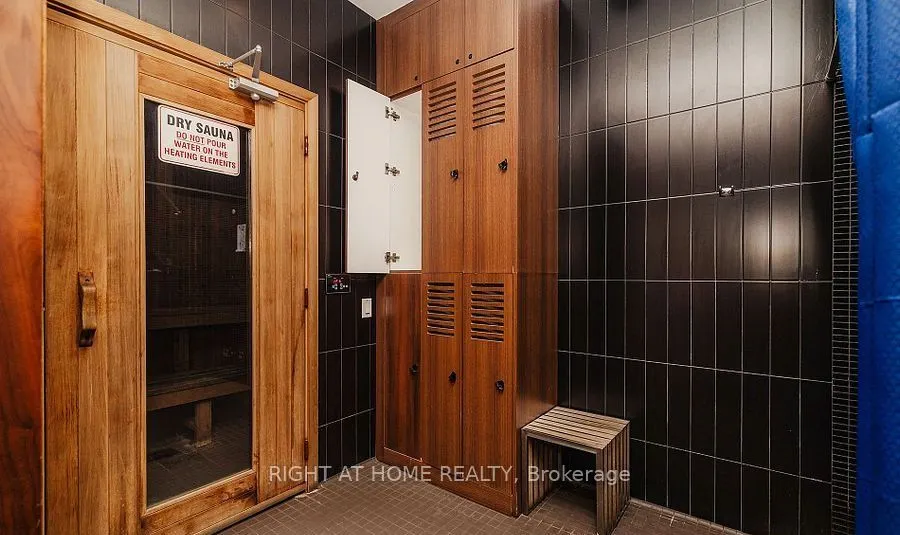 9 Valhalla Inn Road, #2801