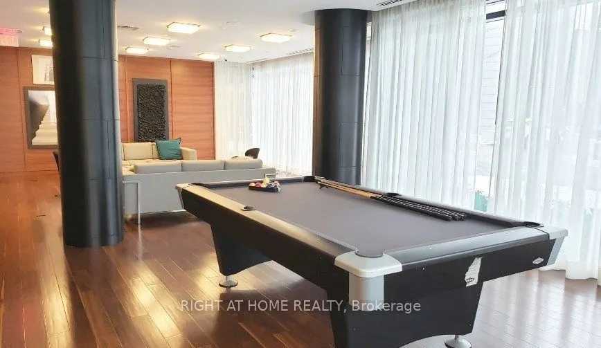 9 Valhalla Inn Road, #2801