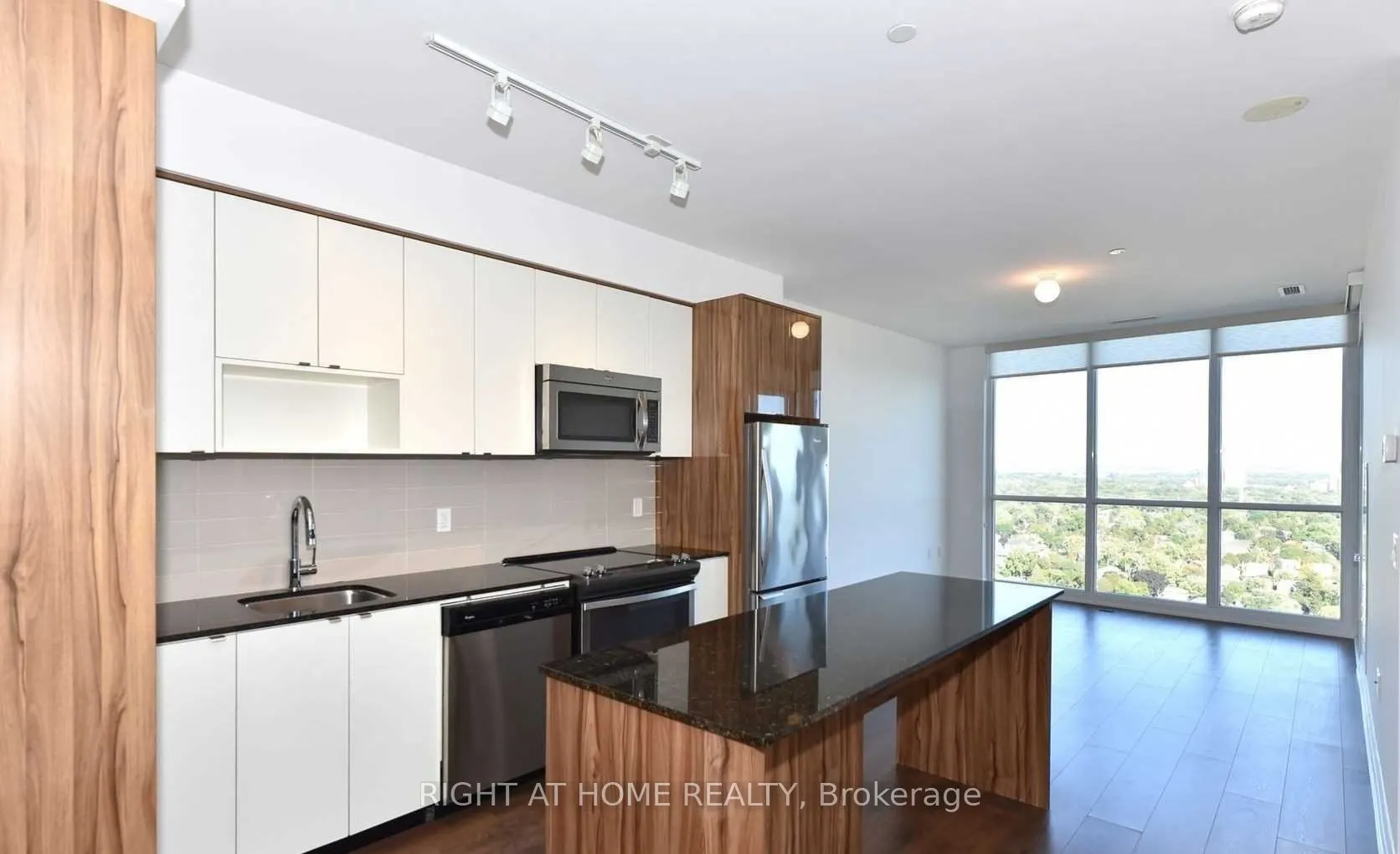 9 Valhalla Inn Road, #2801