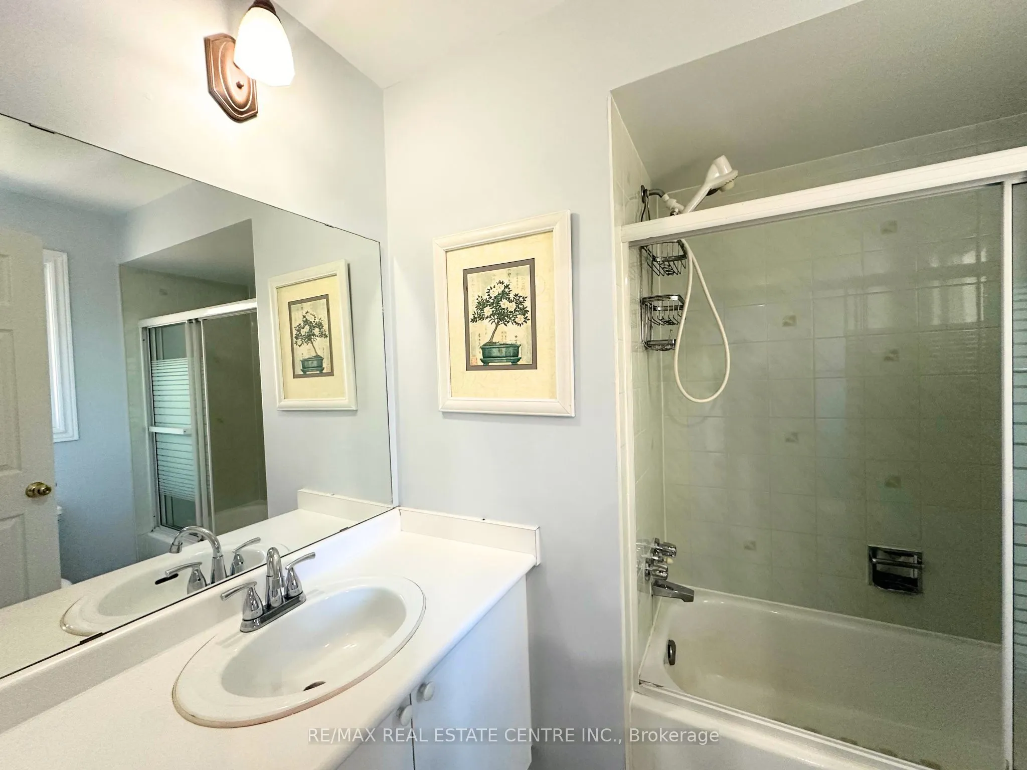 2215 Cleaver Avenue, #22