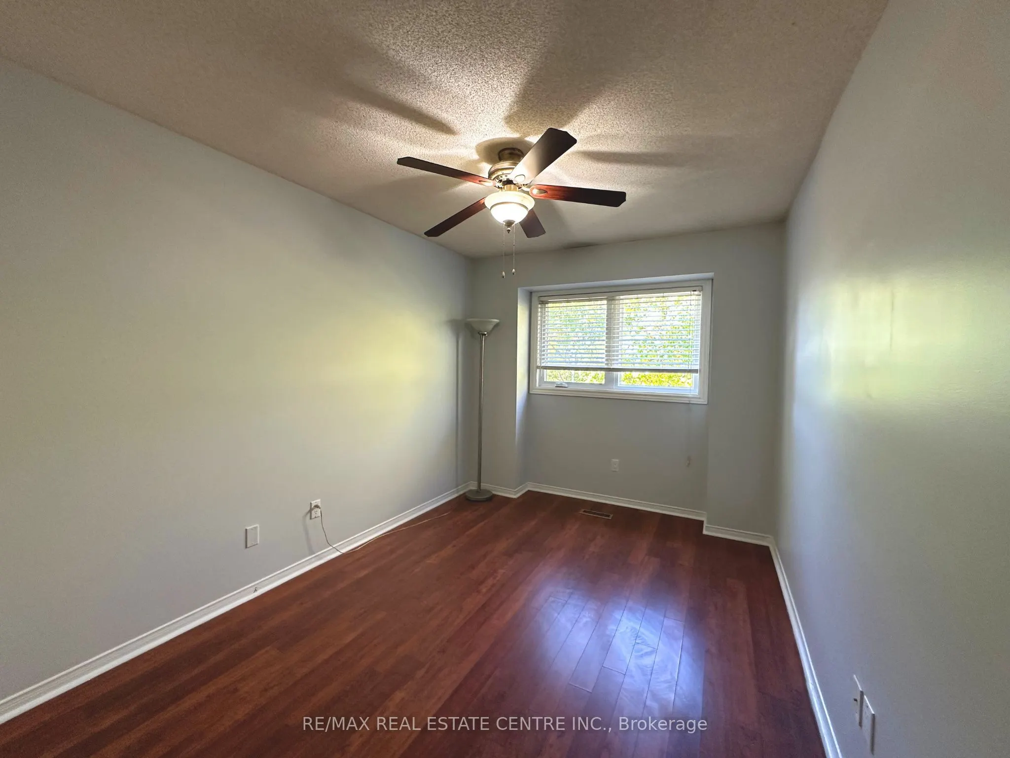 2215 Cleaver Avenue, #22