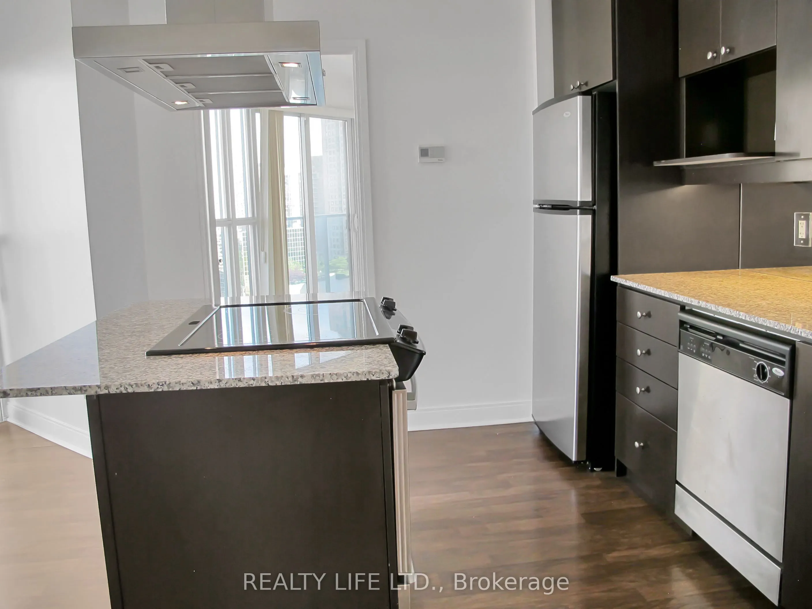 60 Absolute Avenue, #1401