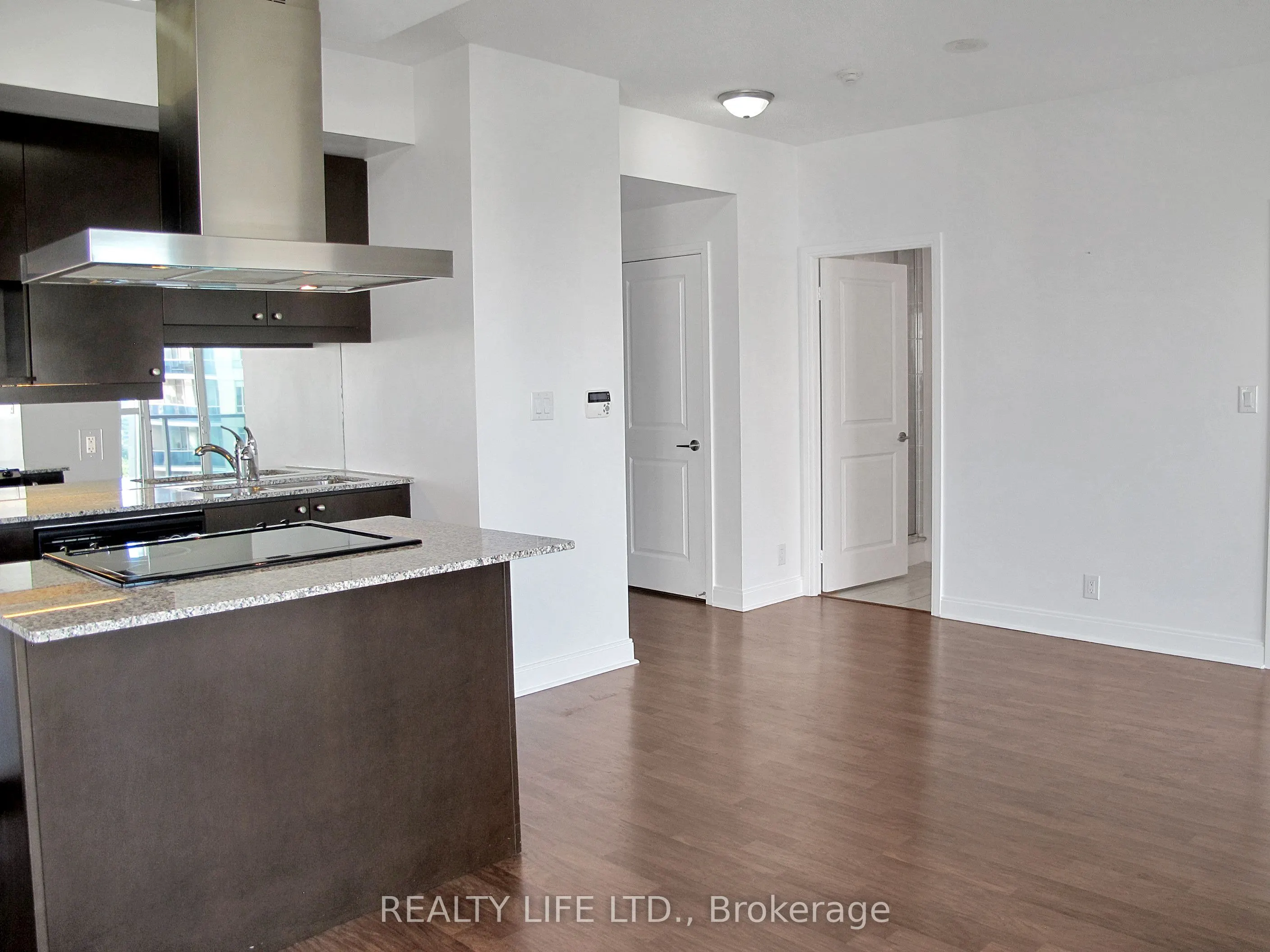 60 Absolute Avenue, #1401