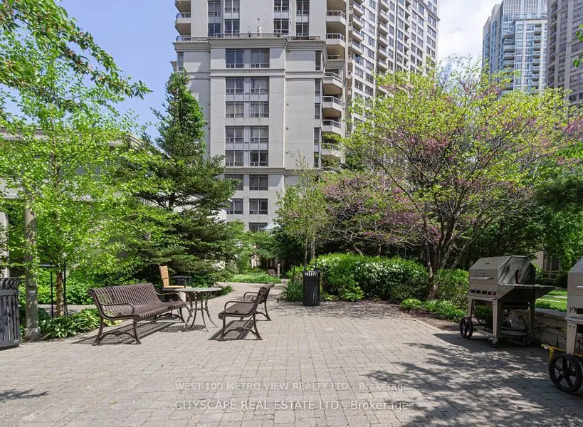 3888 Duke Of York Boulevard, #1927