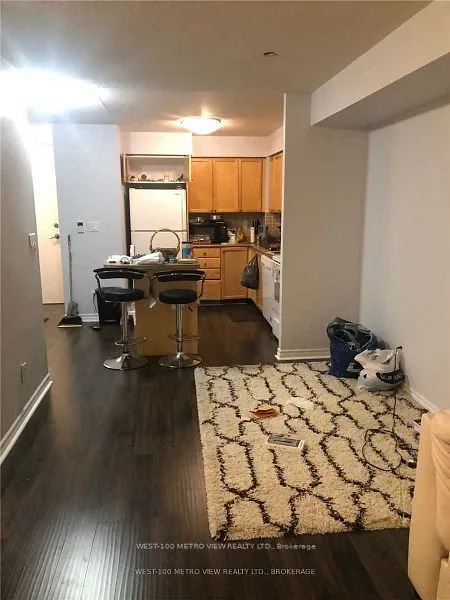 3888 Duke Of York Boulevard, #1927