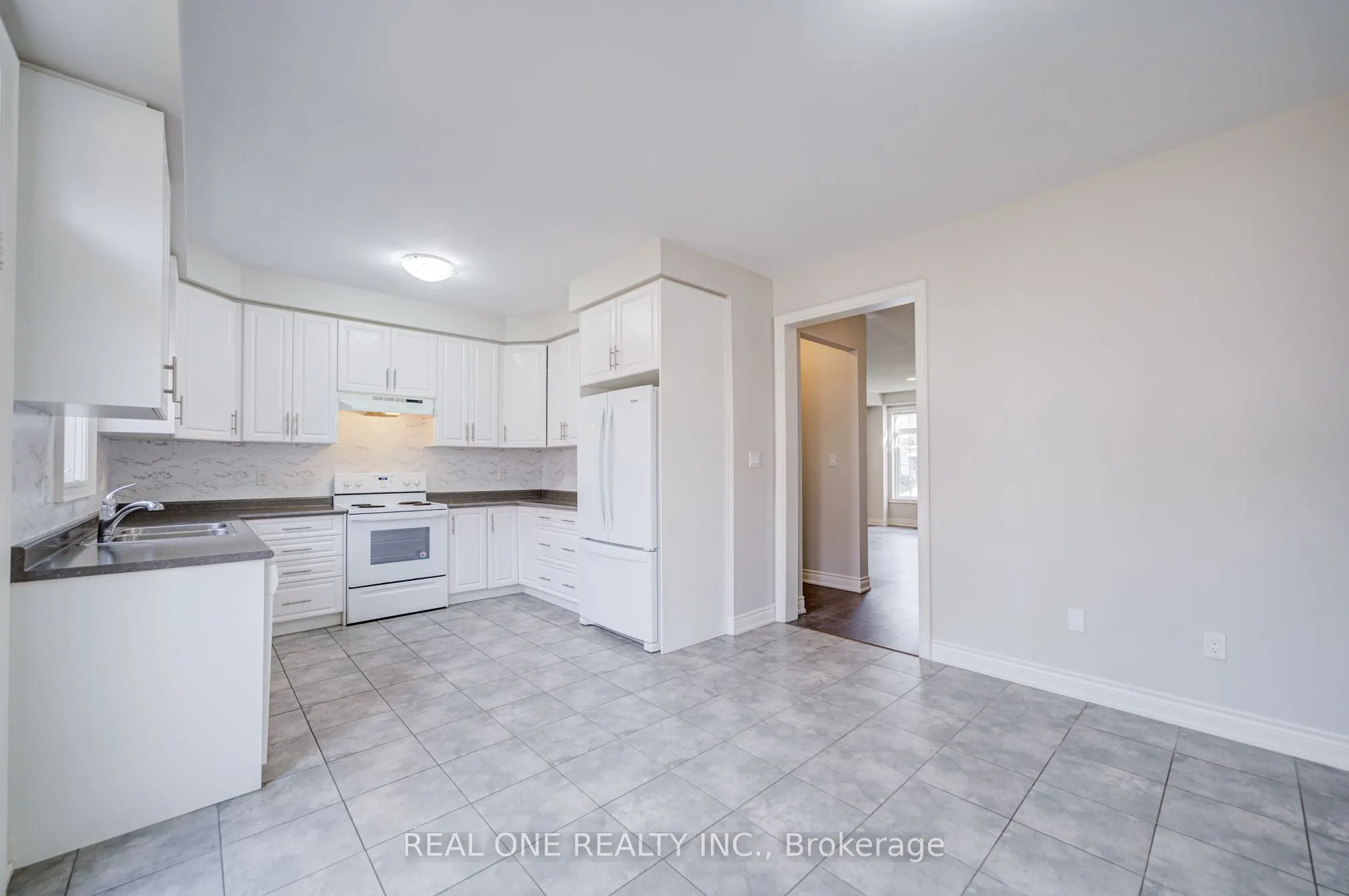 475 Silver Maple Road