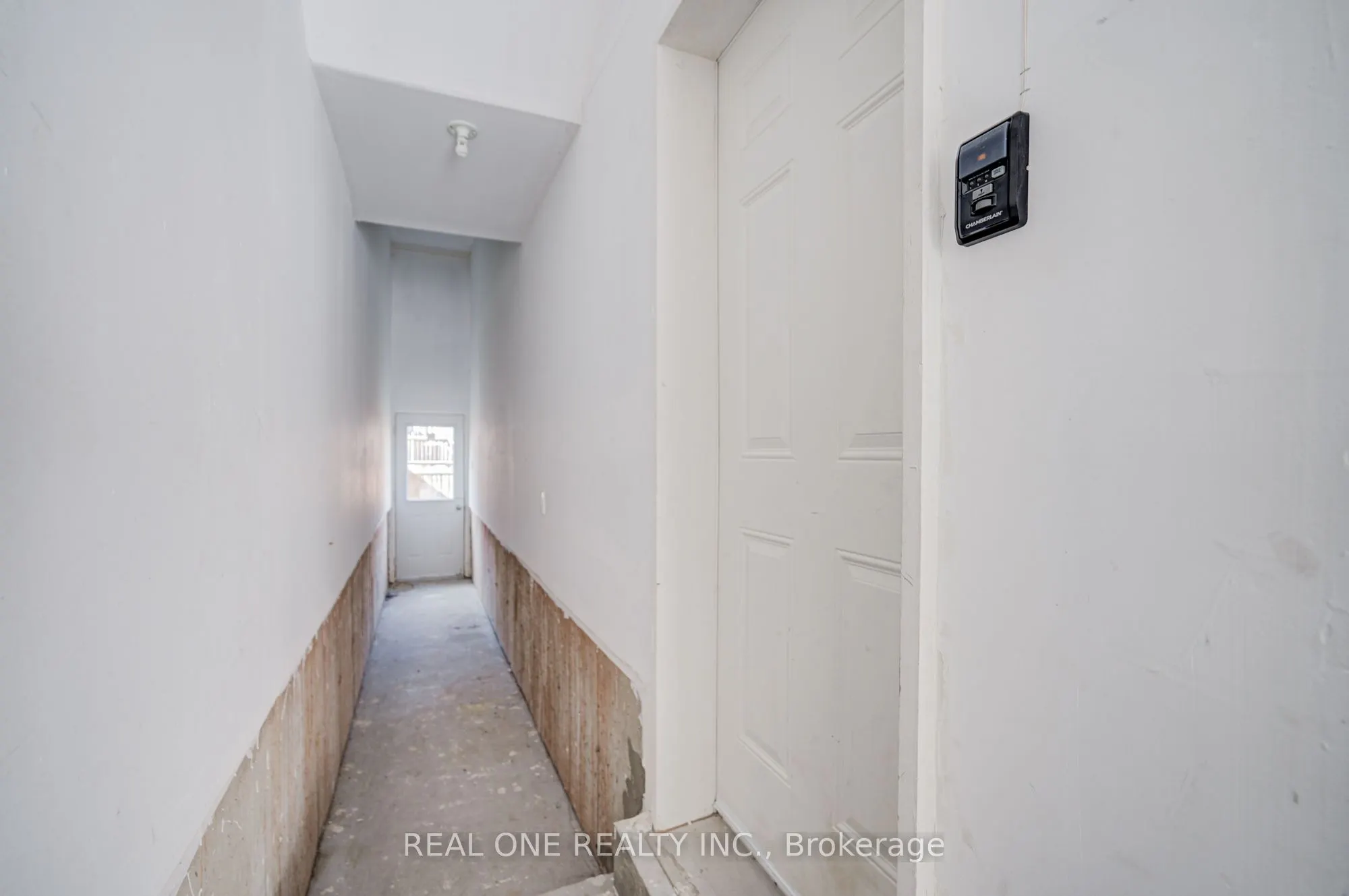 475 Silver Maple Road