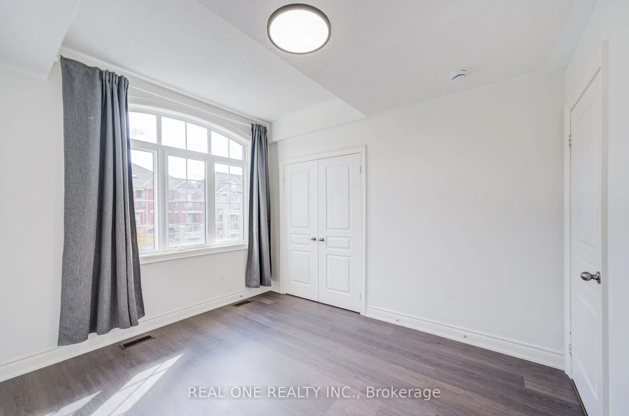 475 Silver Maple Road