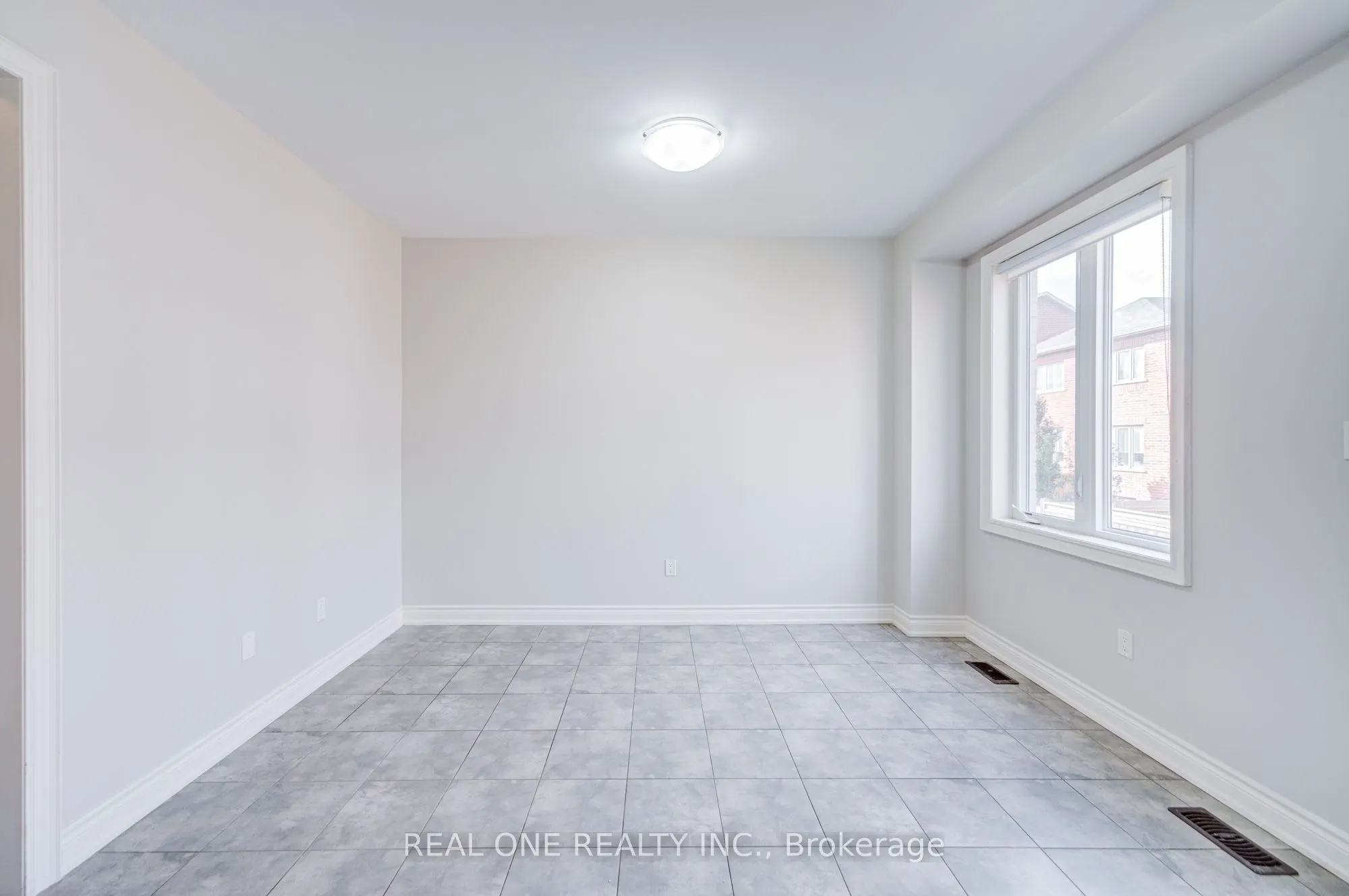 475 Silver Maple Road