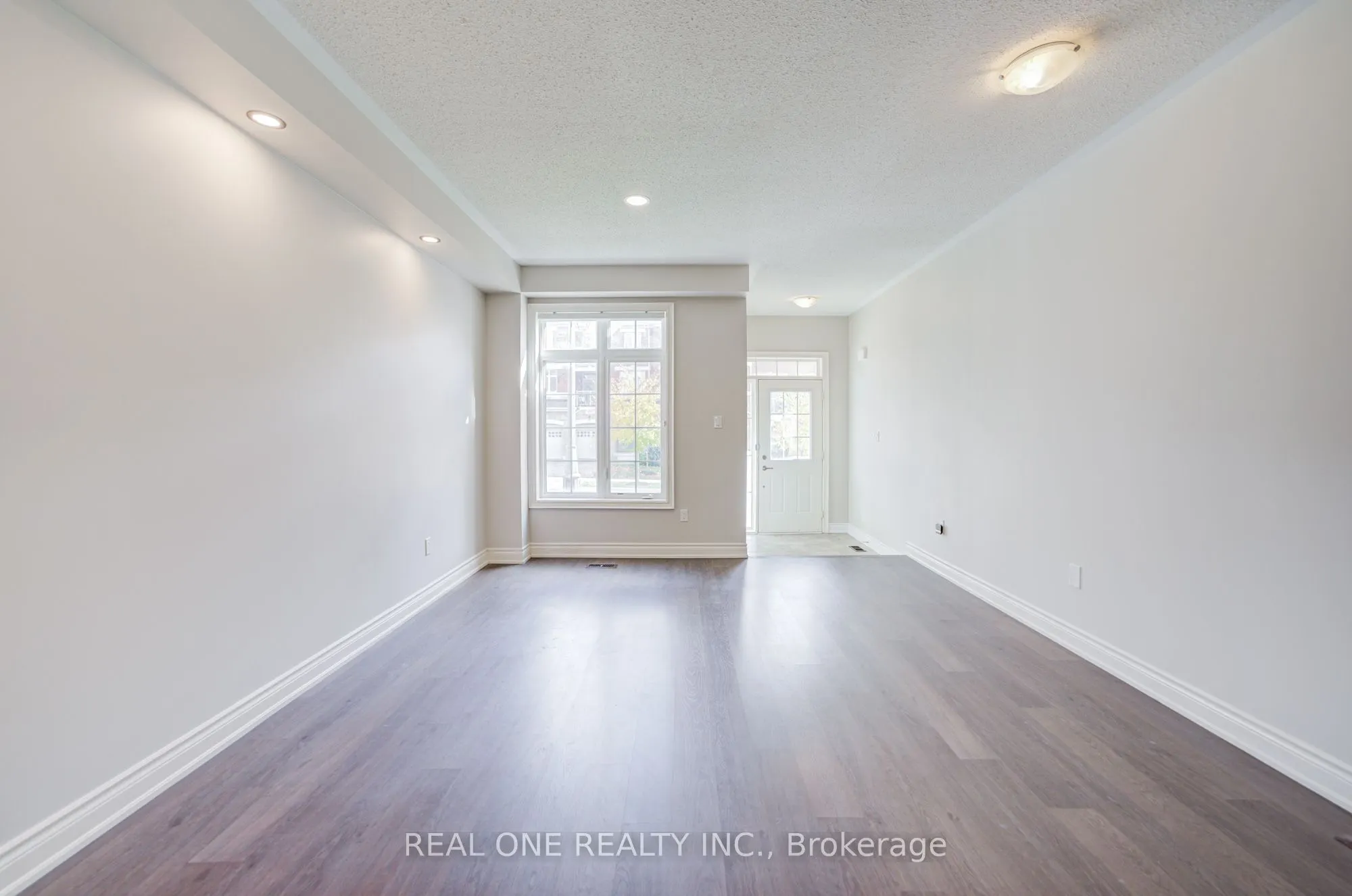 475 Silver Maple Road