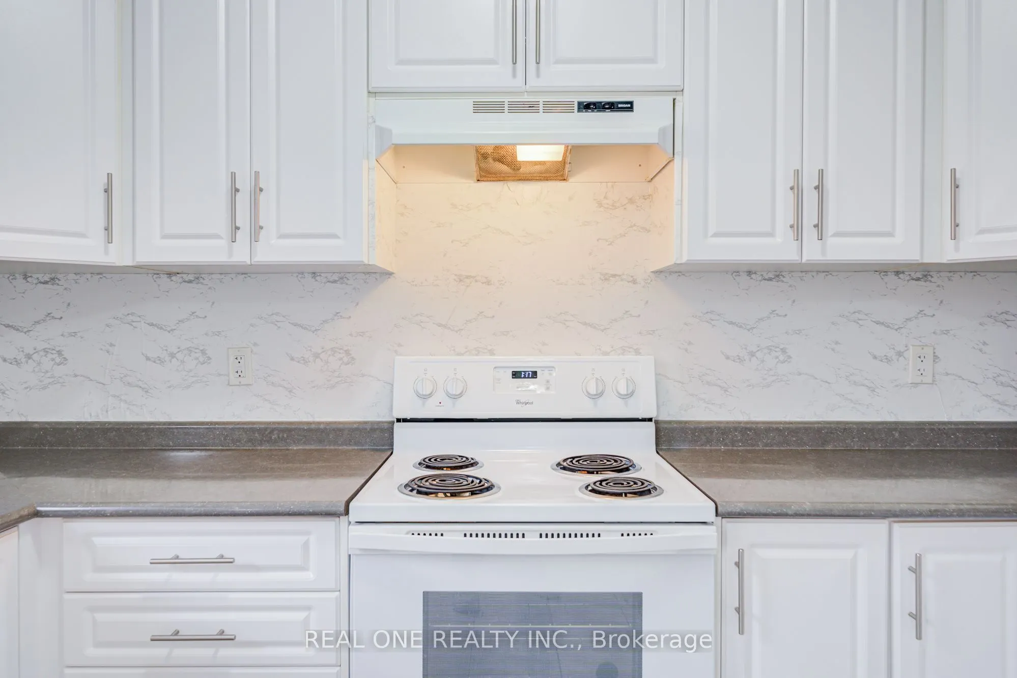 475 Silver Maple Road