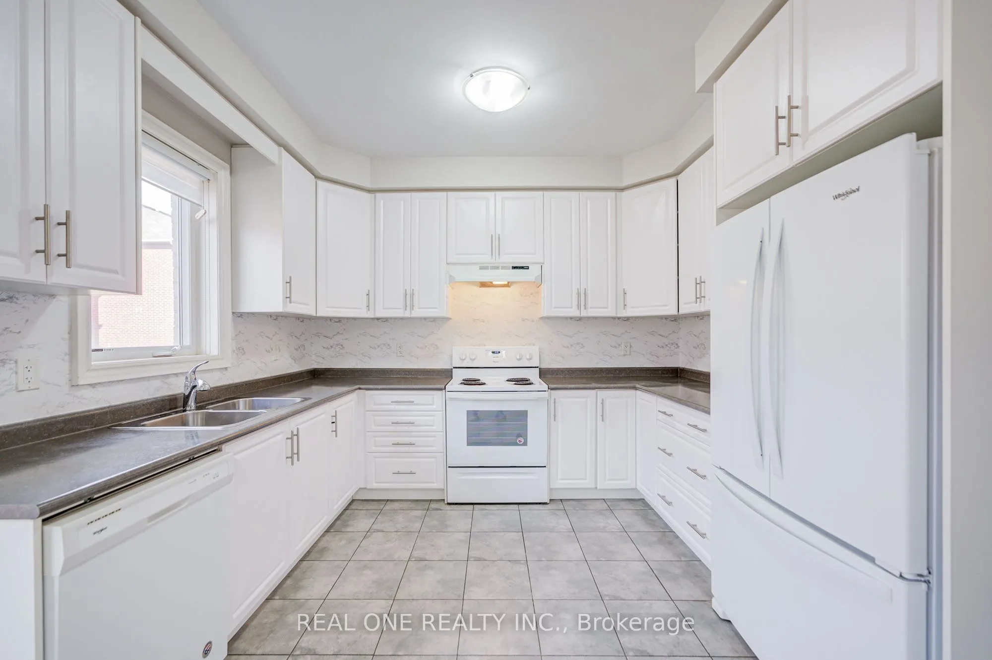 475 Silver Maple Road