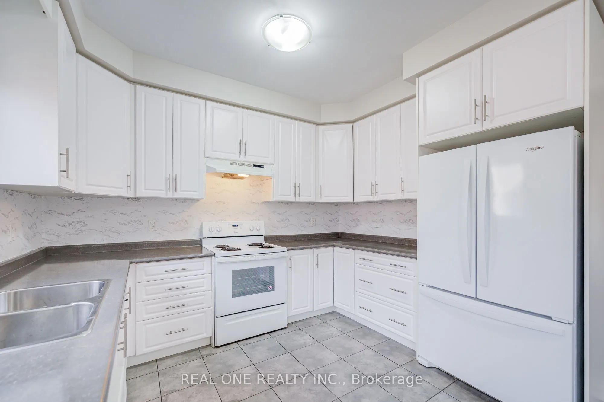 475 Silver Maple Road