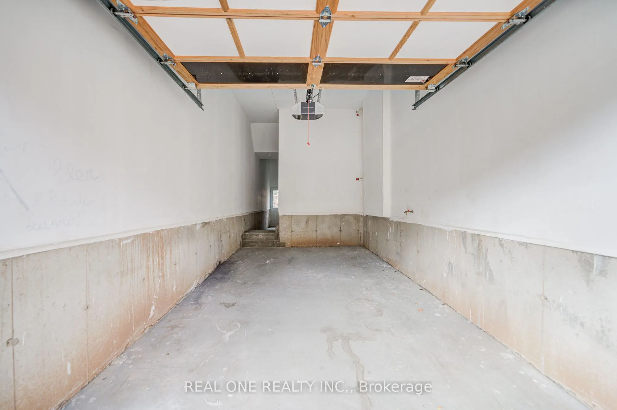 475 Silver Maple Road