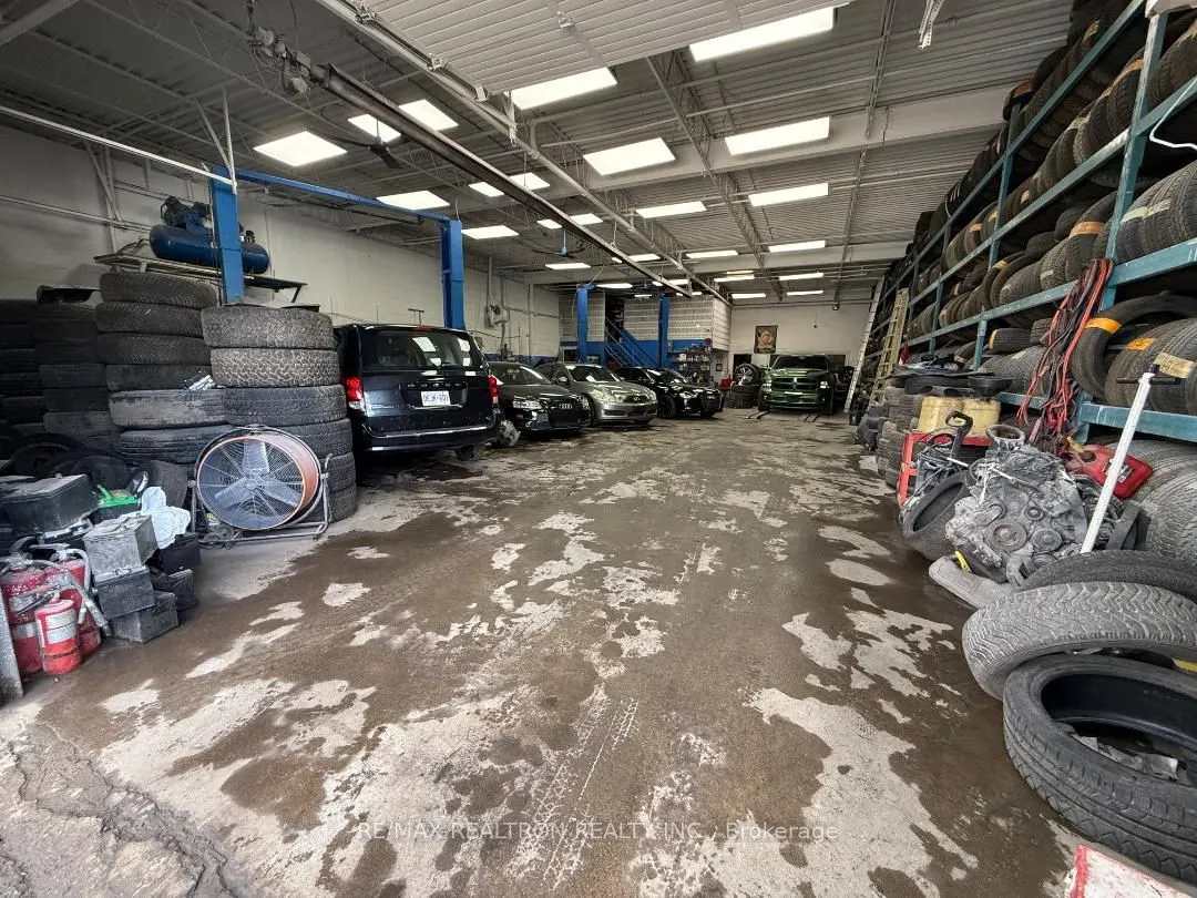 2400 Finch Avenue W, #Unit 9