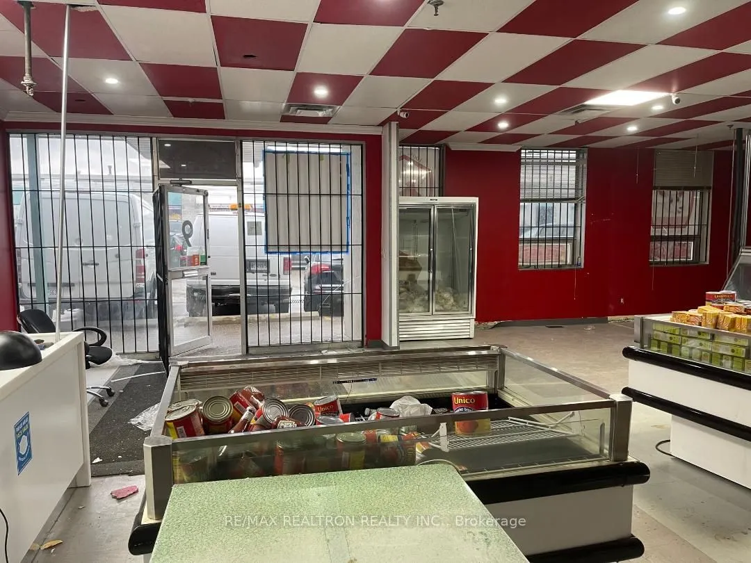 2400 Finch Avenue W, #Unit 9