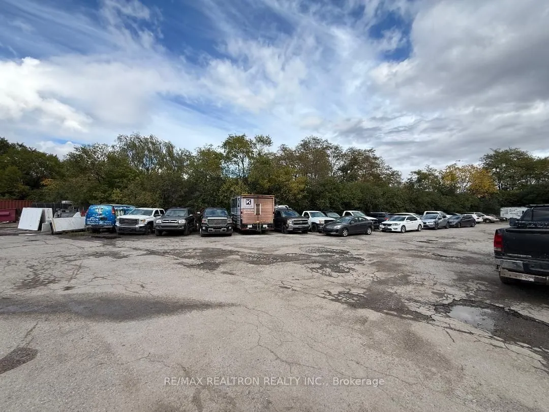 2400 Finch Avenue W, #Unit 9