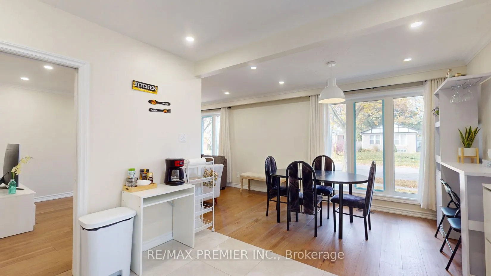 236 Thistle Down Boulevard