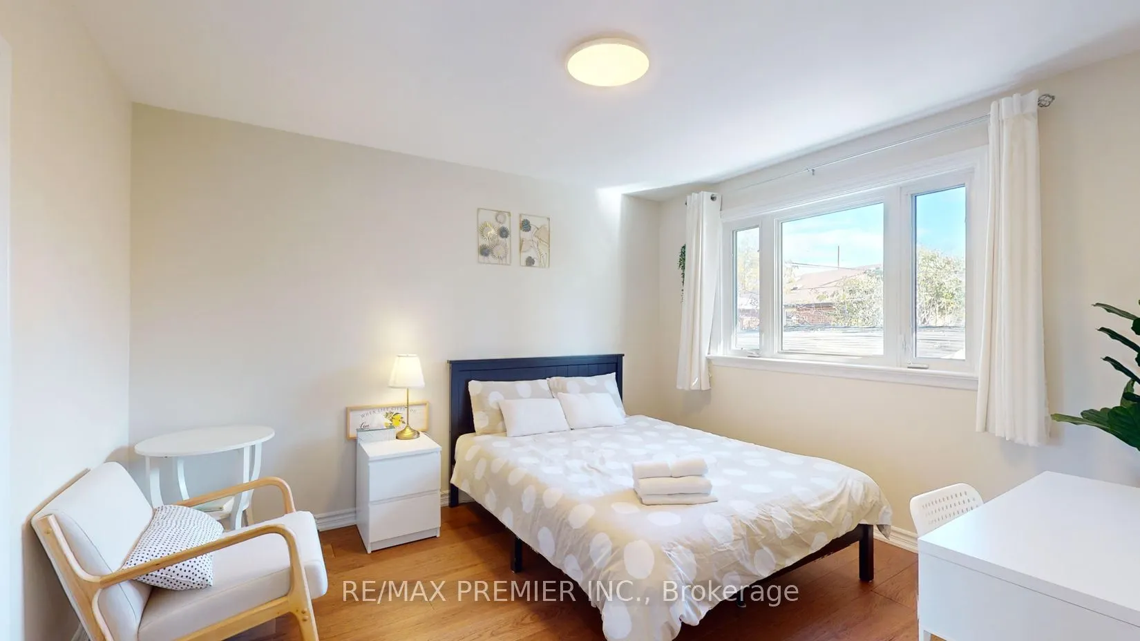 236 Thistle Down Boulevard